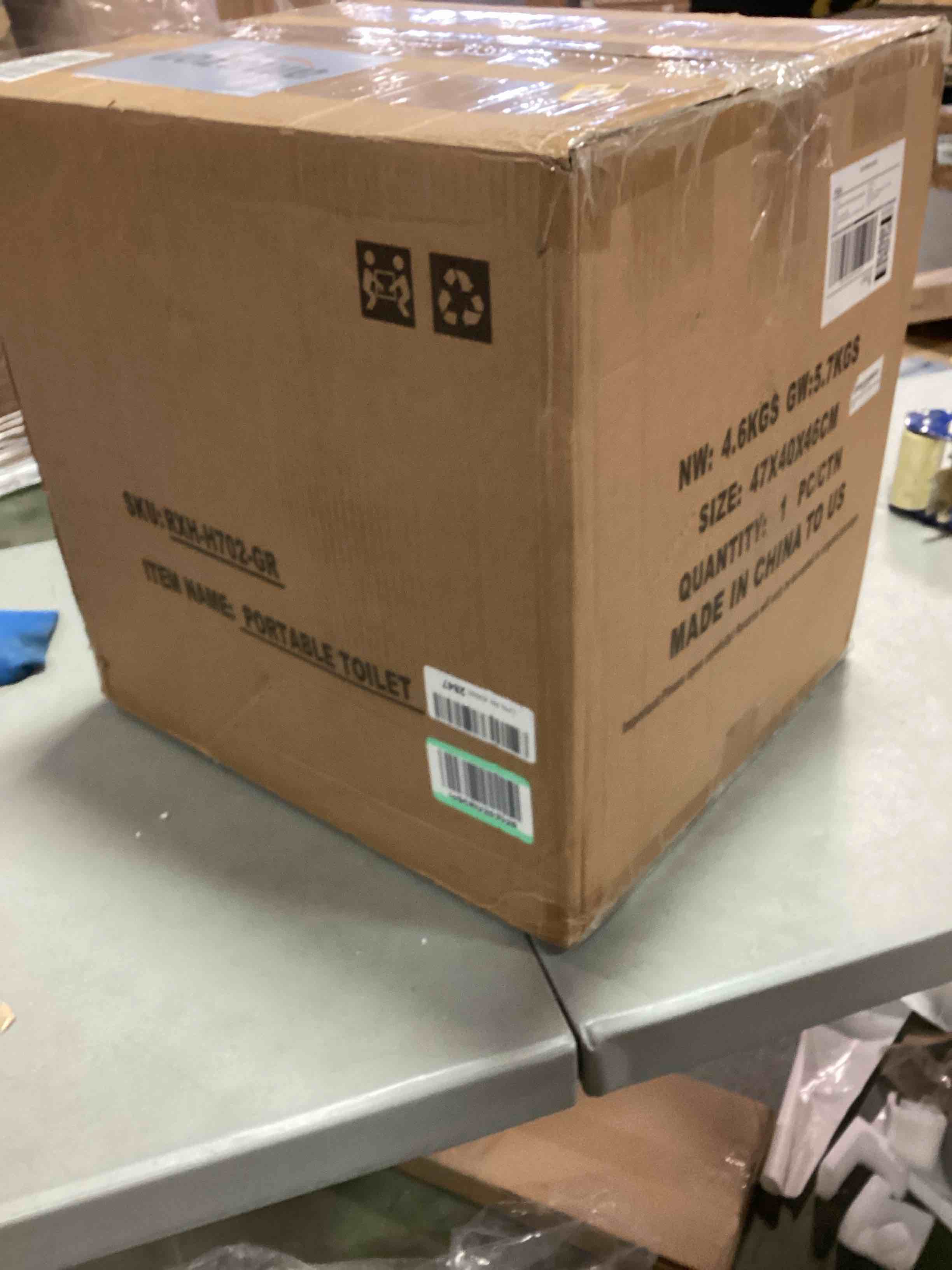 https://s3.amazonaws.com/lotting-images-prod/bidfta/ORG6137704_1709673209178.jpeg