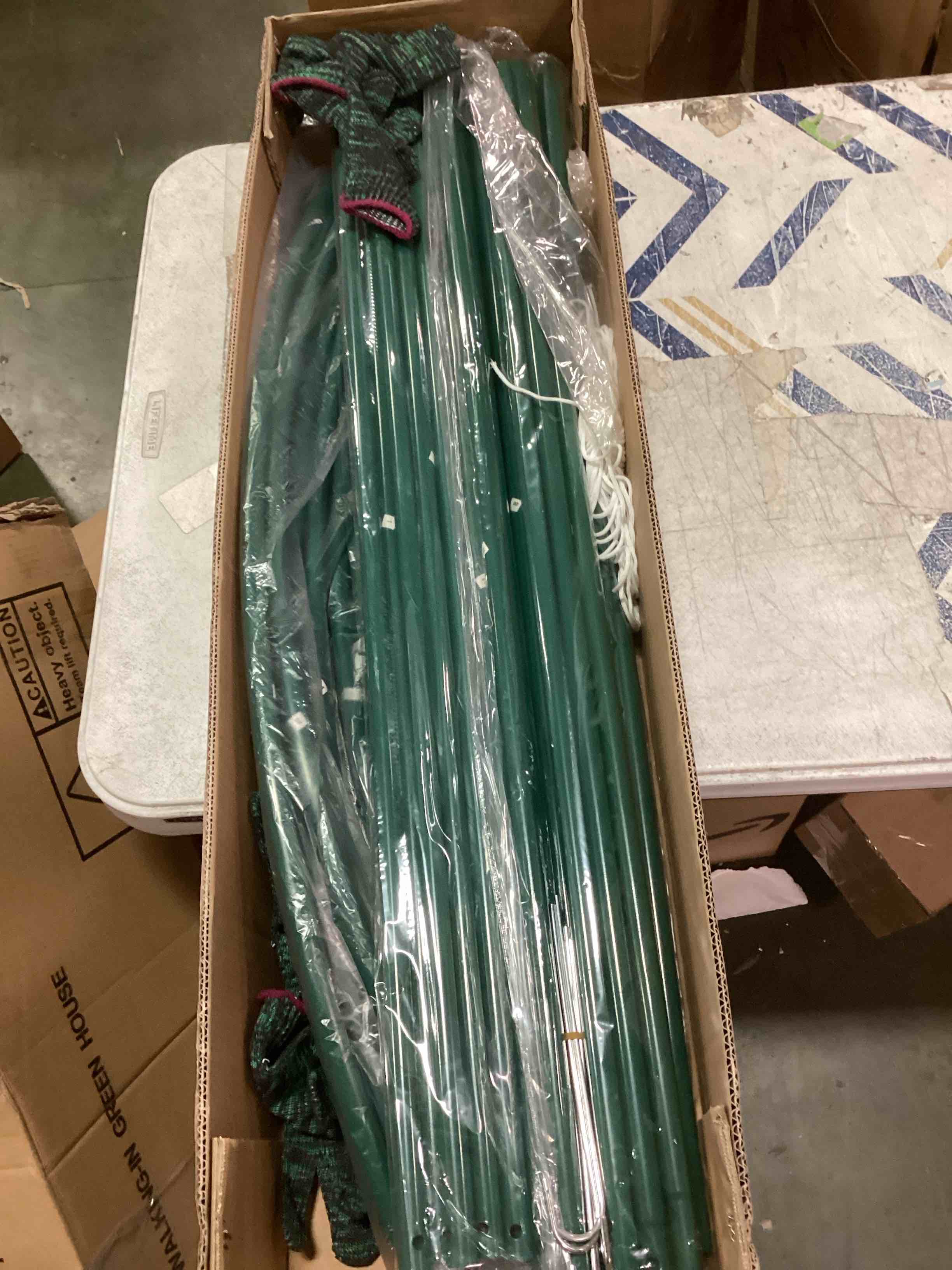 https://s3.amazonaws.com/lotting-images-prod/bidfta/ORG6137847_1709833217458.jpeg