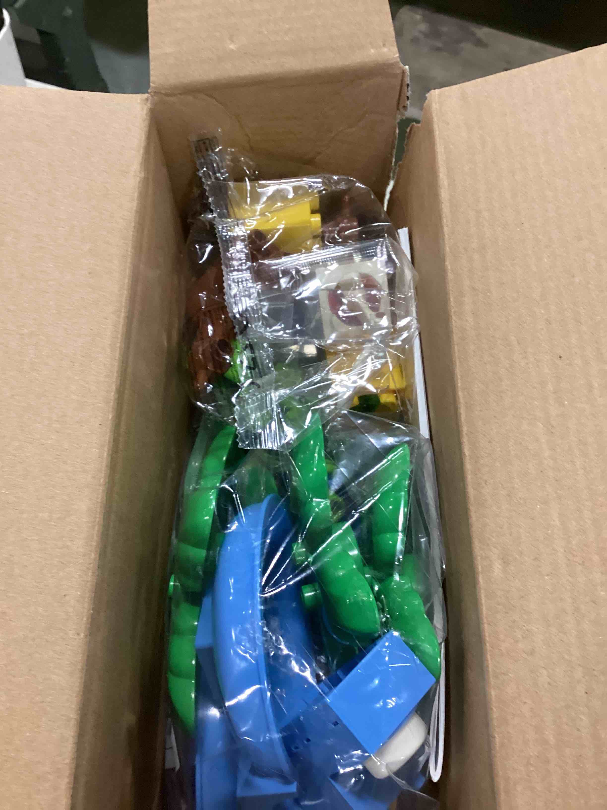 https://s3.amazonaws.com/lotting-images-prod/bidfta/ORG6142622_1709553782310.jpeg
