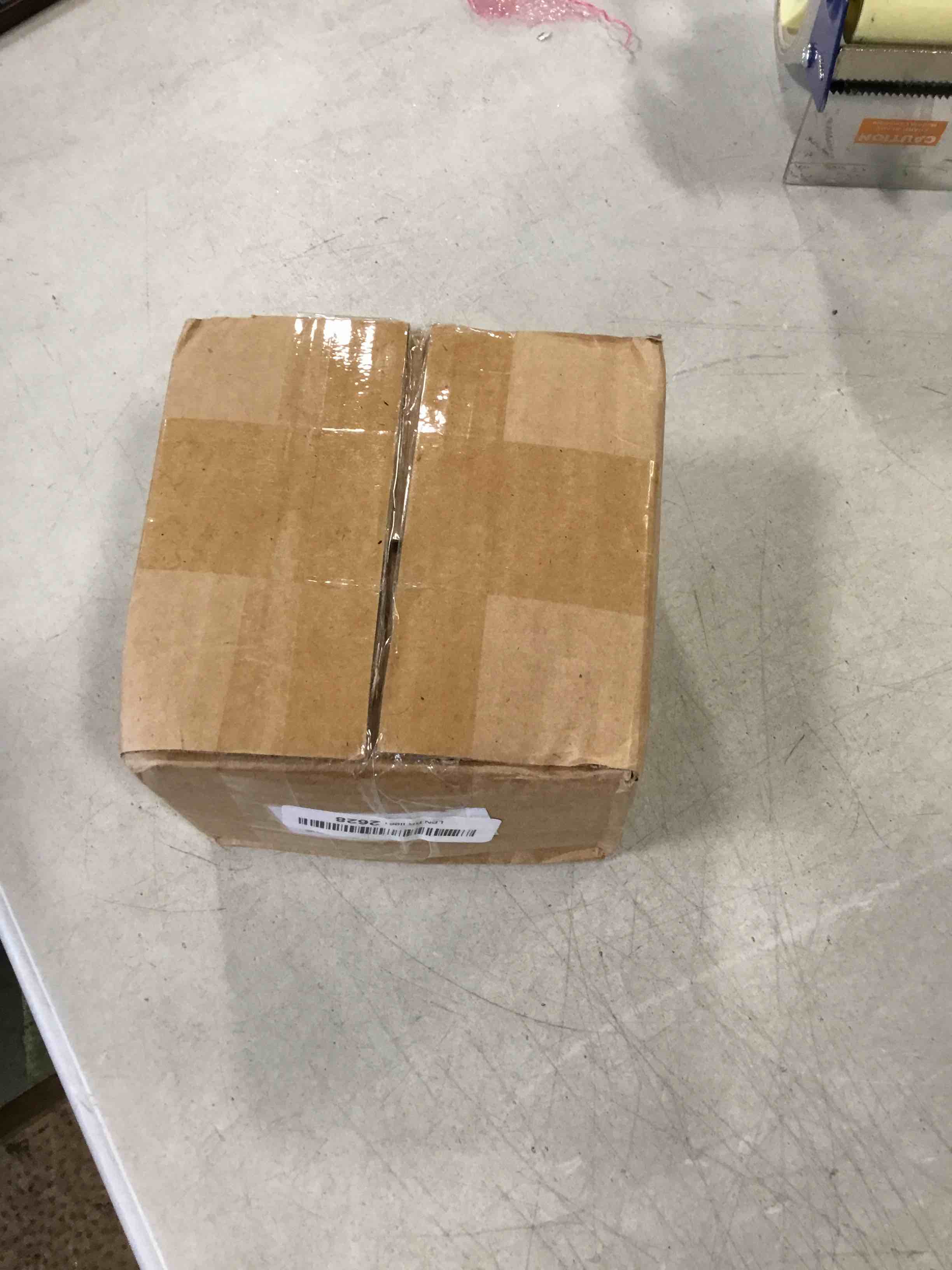 https://s3.amazonaws.com/lotting-images-prod/bidfta/ORG6143221_1709645503924.jpeg