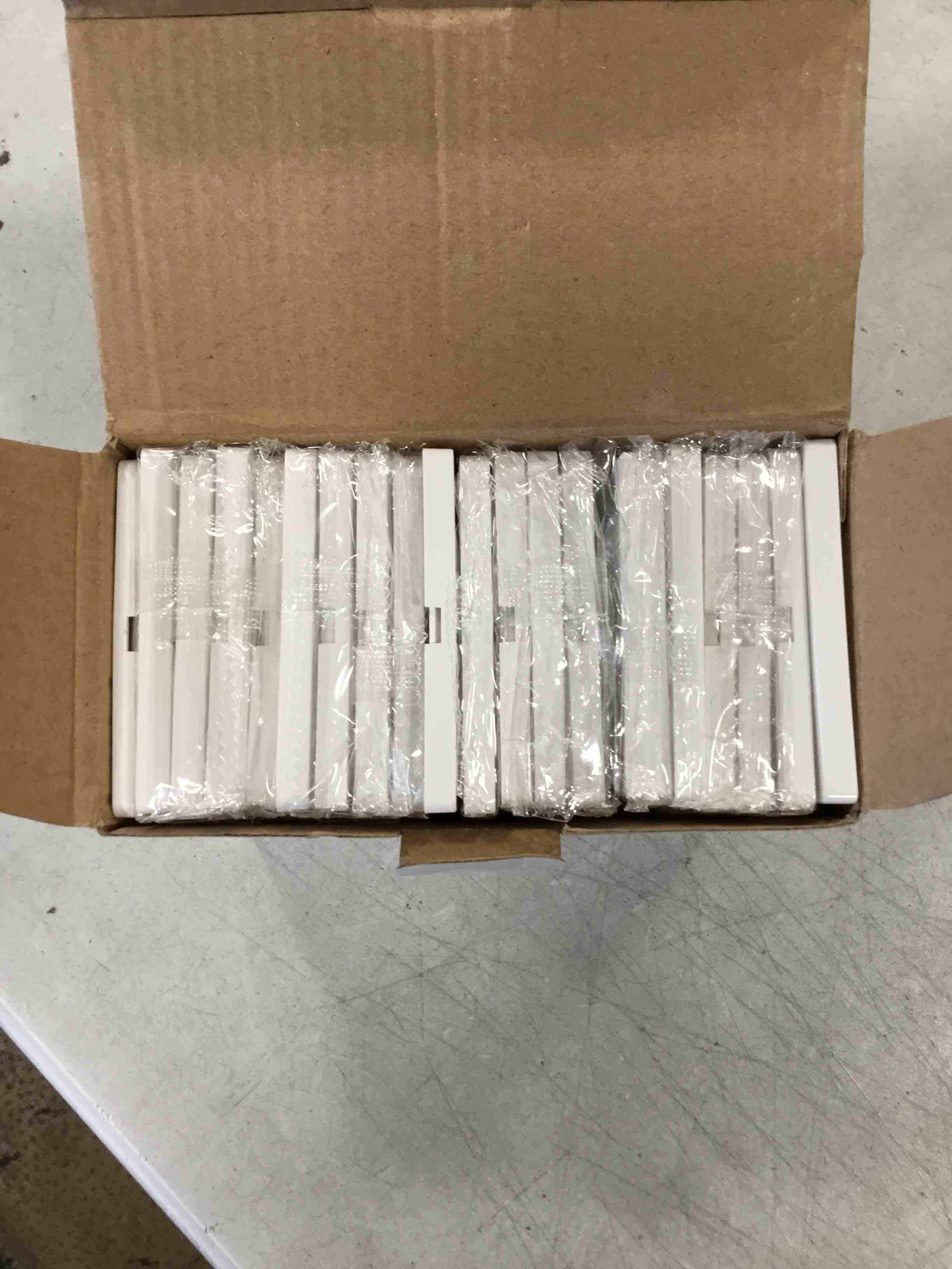 https://s3.amazonaws.com/lotting-images-prod/bidfta/ORG6143261_1709645005819.jpeg