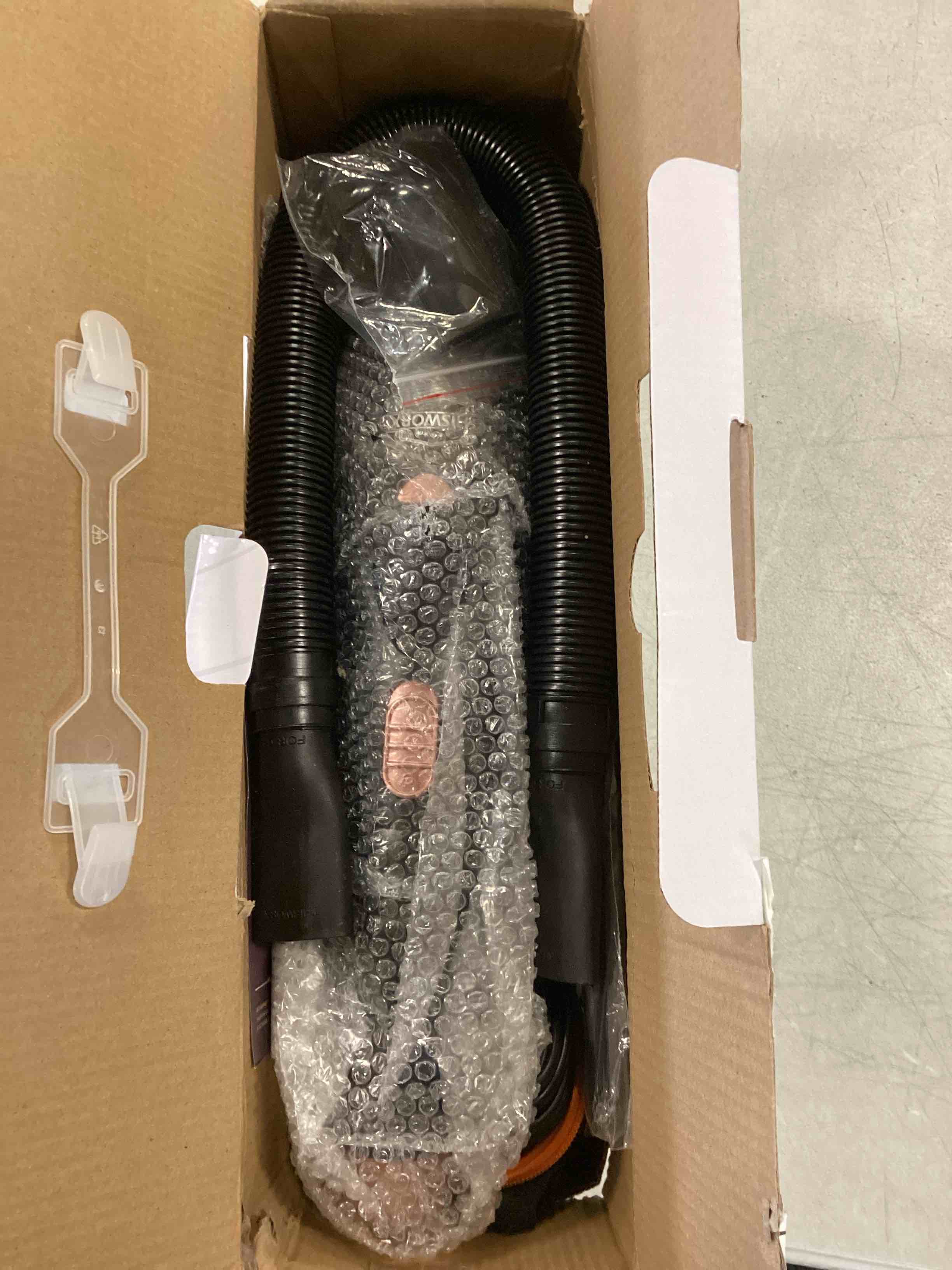 https://s3.amazonaws.com/lotting-images-prod/bidfta/ORG6144229_1710445199647.jpeg