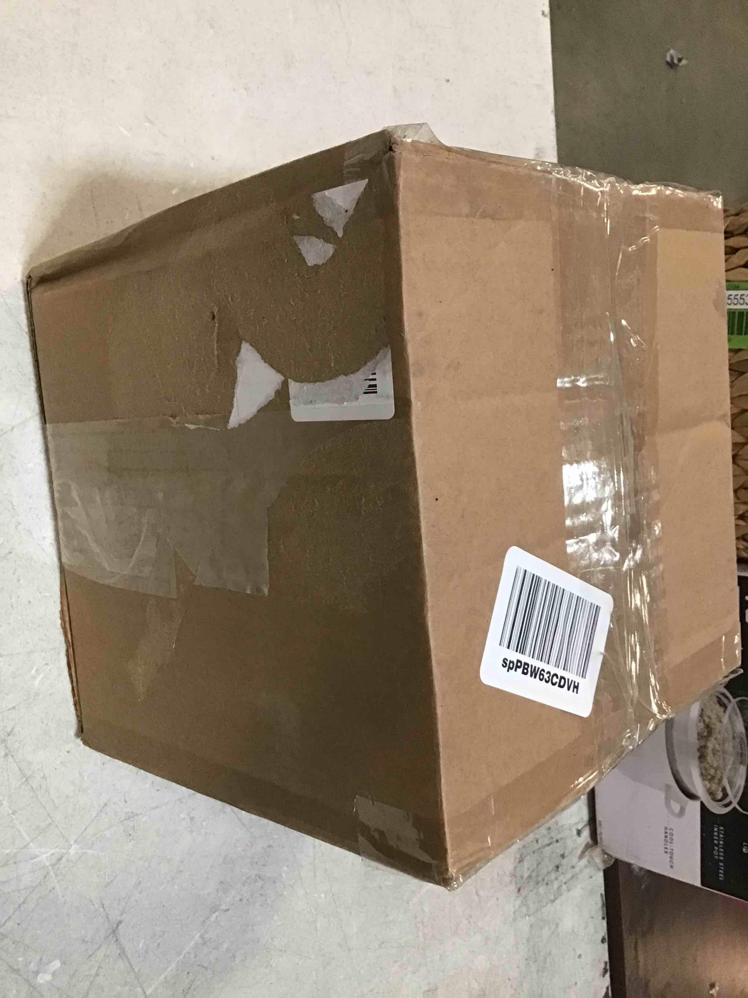 https://s3.amazonaws.com/lotting-images-prod/bidfta/ORG6144940_1708951201790.jpeg