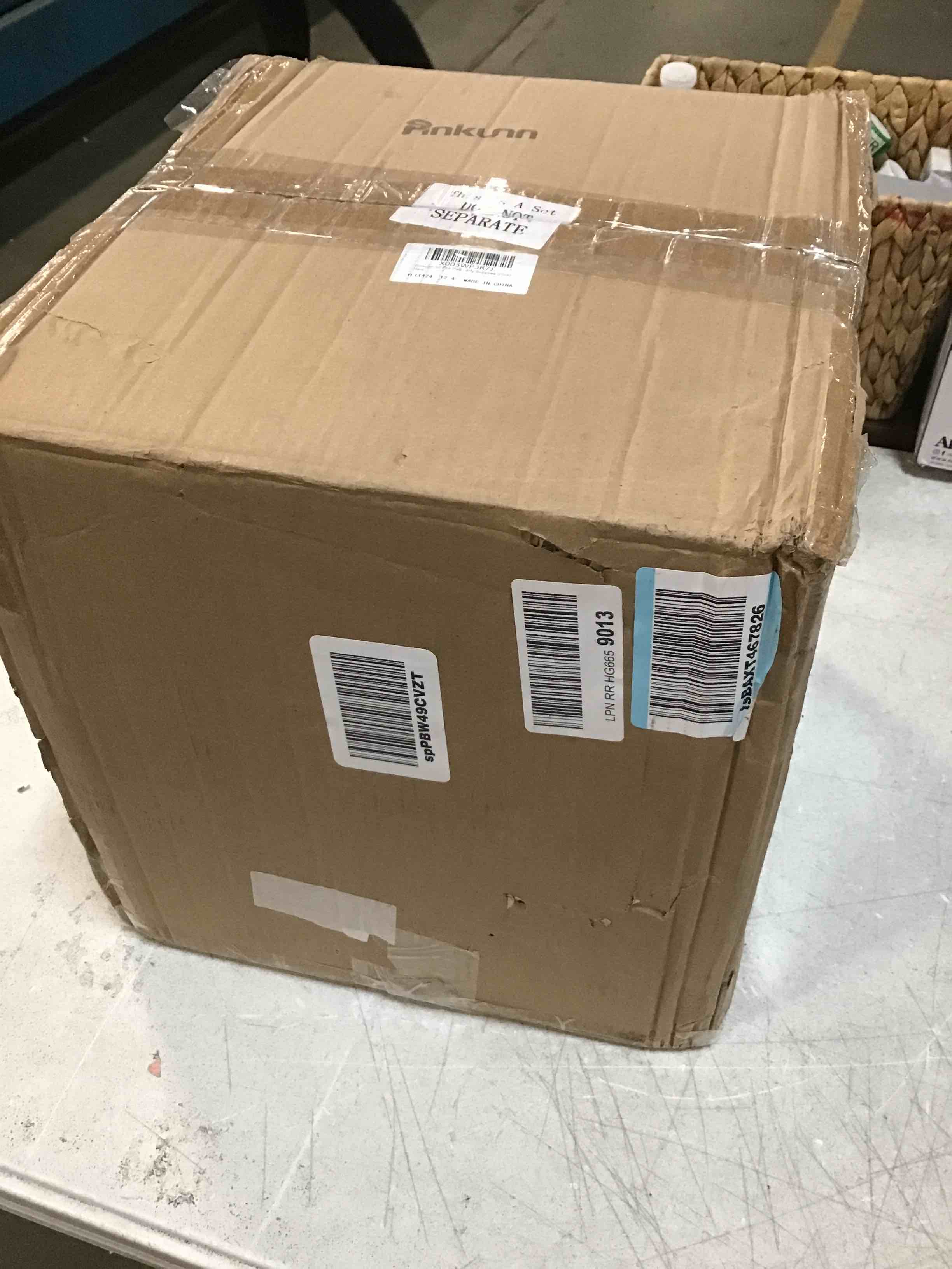 https://s3.amazonaws.com/lotting-images-prod/bidfta/ORG6144992_1708957505359.jpeg