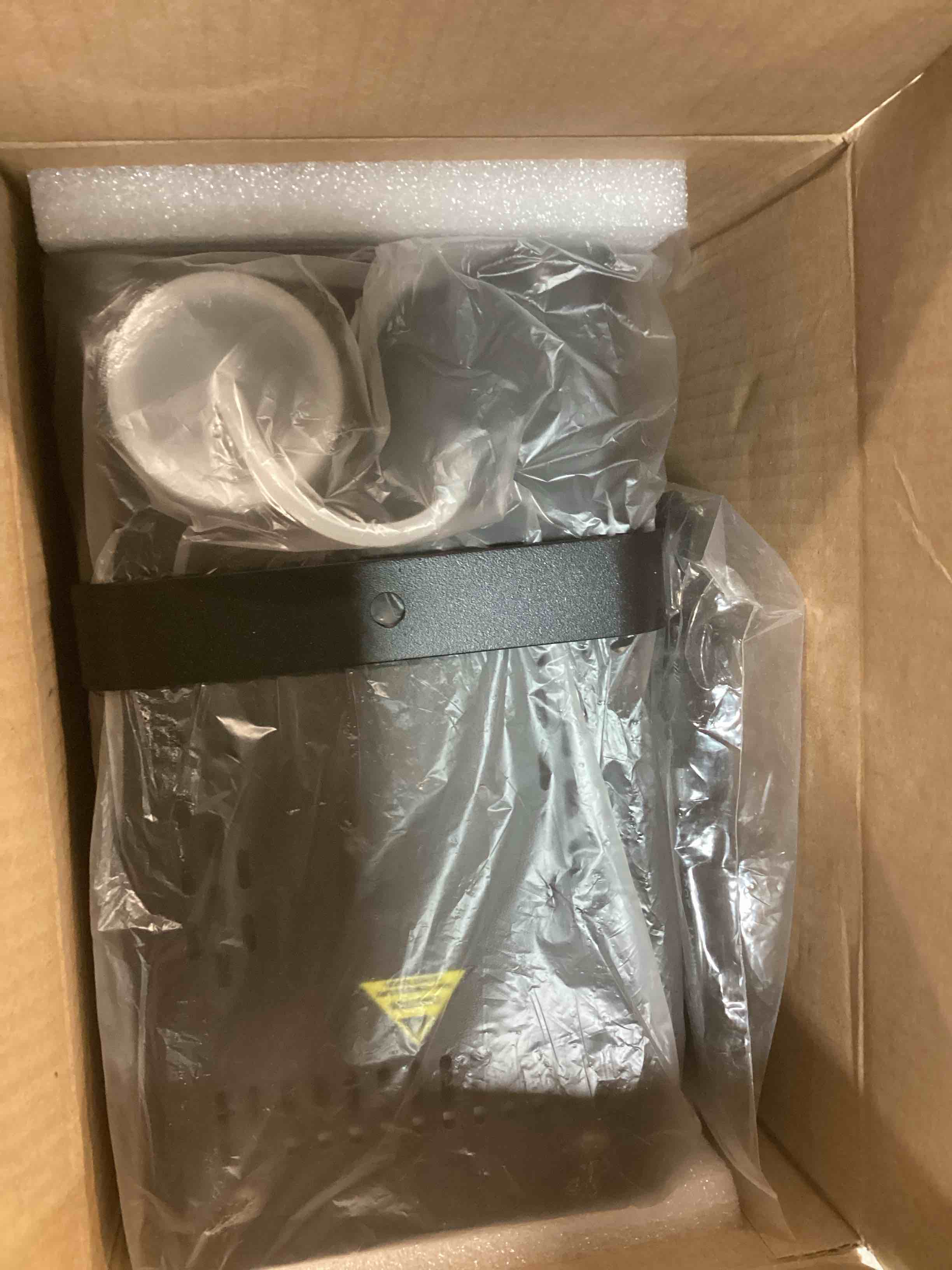 https://s3.amazonaws.com/lotting-images-prod/bidfta/ORG6145054_1708966241366.jpeg