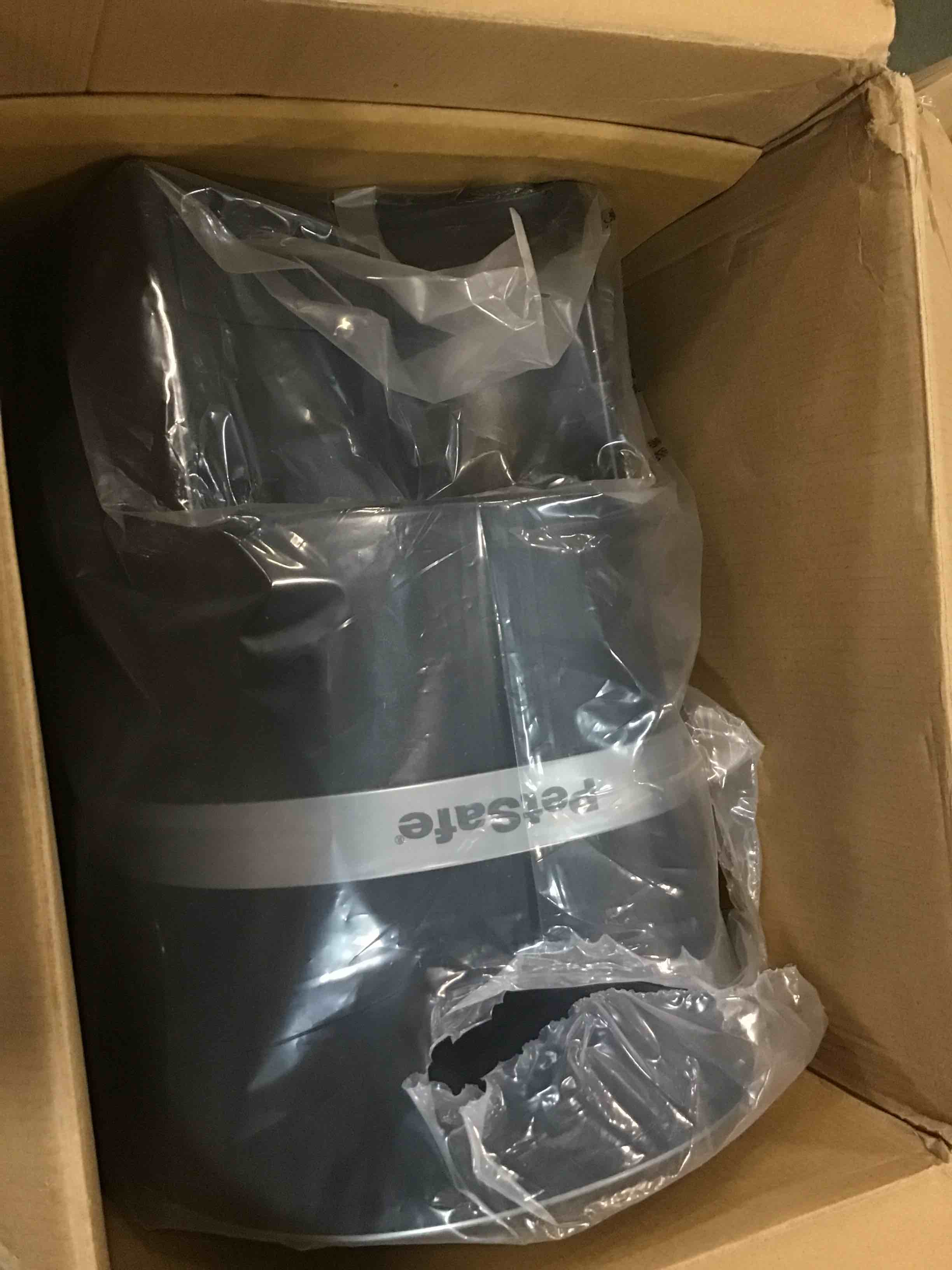 https://s3.amazonaws.com/lotting-images-prod/bidfta/ORG6145207_1709044077778.jpeg