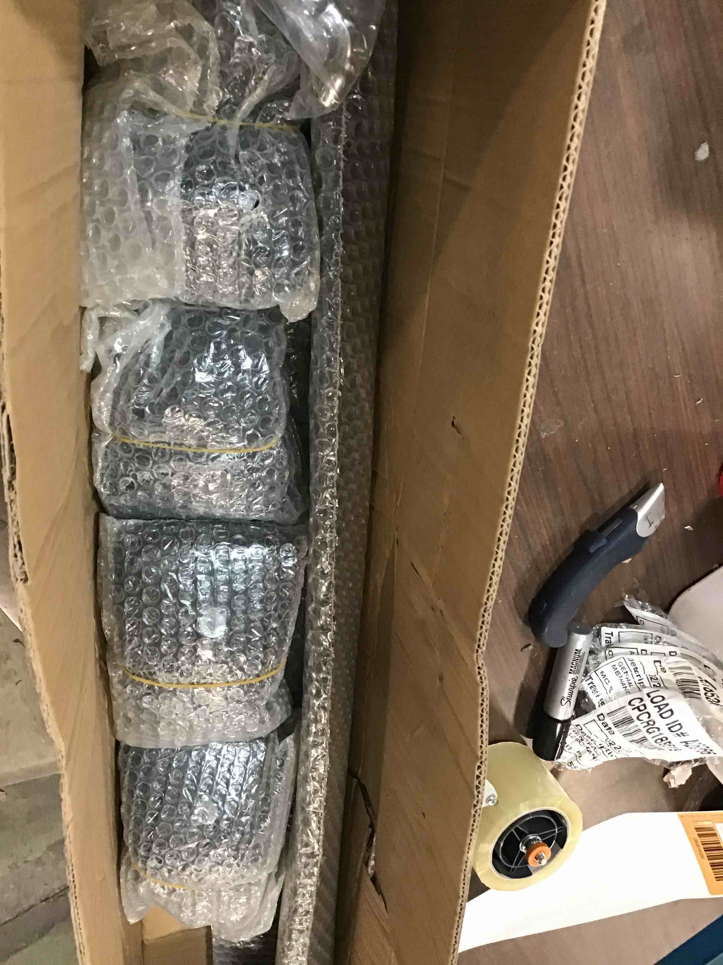 https://s3.amazonaws.com/lotting-images-prod/bidfta/ORG6145260_1709051459733.jpeg
