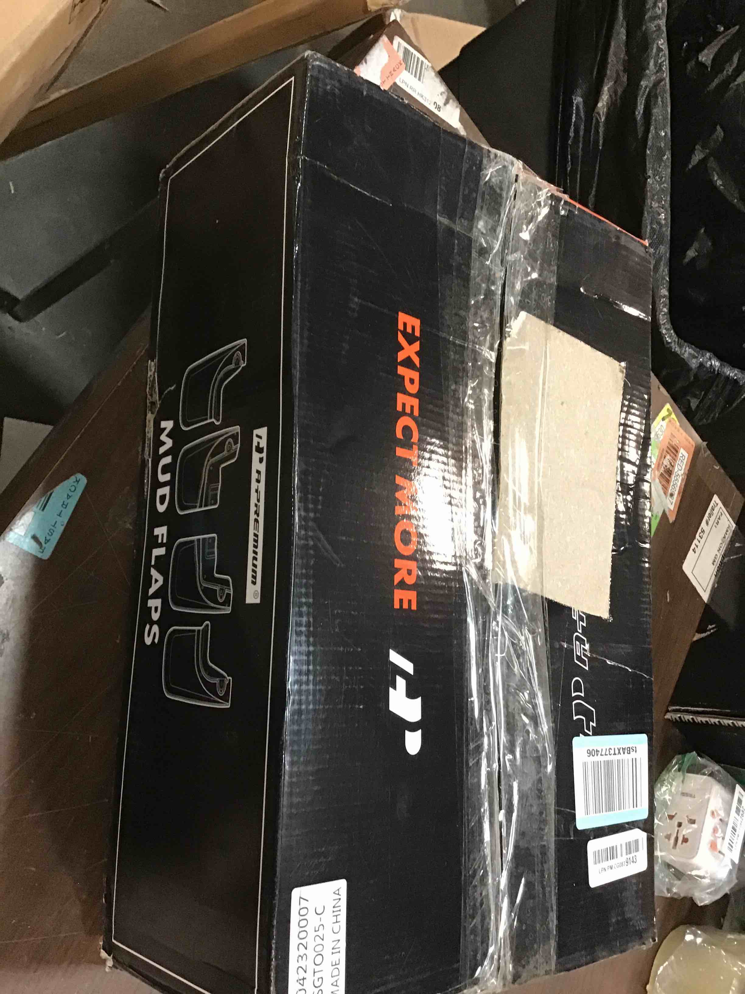 https://s3.amazonaws.com/lotting-images-prod/bidfta/ORG6145343_1709065265787.jpeg