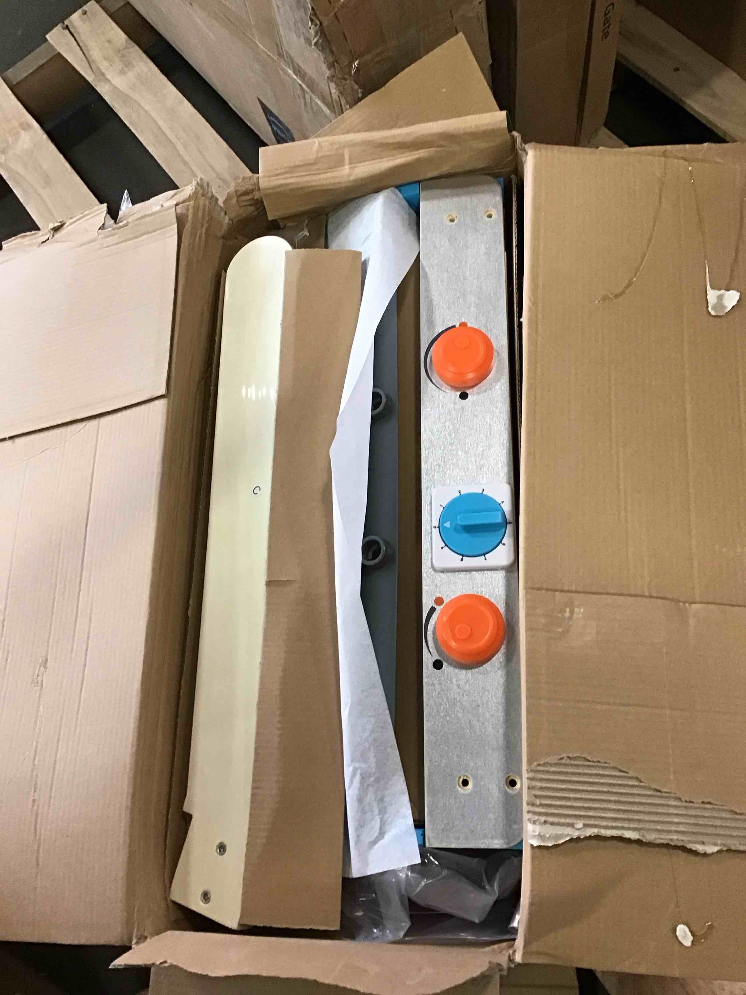 https://s3.amazonaws.com/lotting-images-prod/bidfta/ORG6146086_1708549012582.jpeg