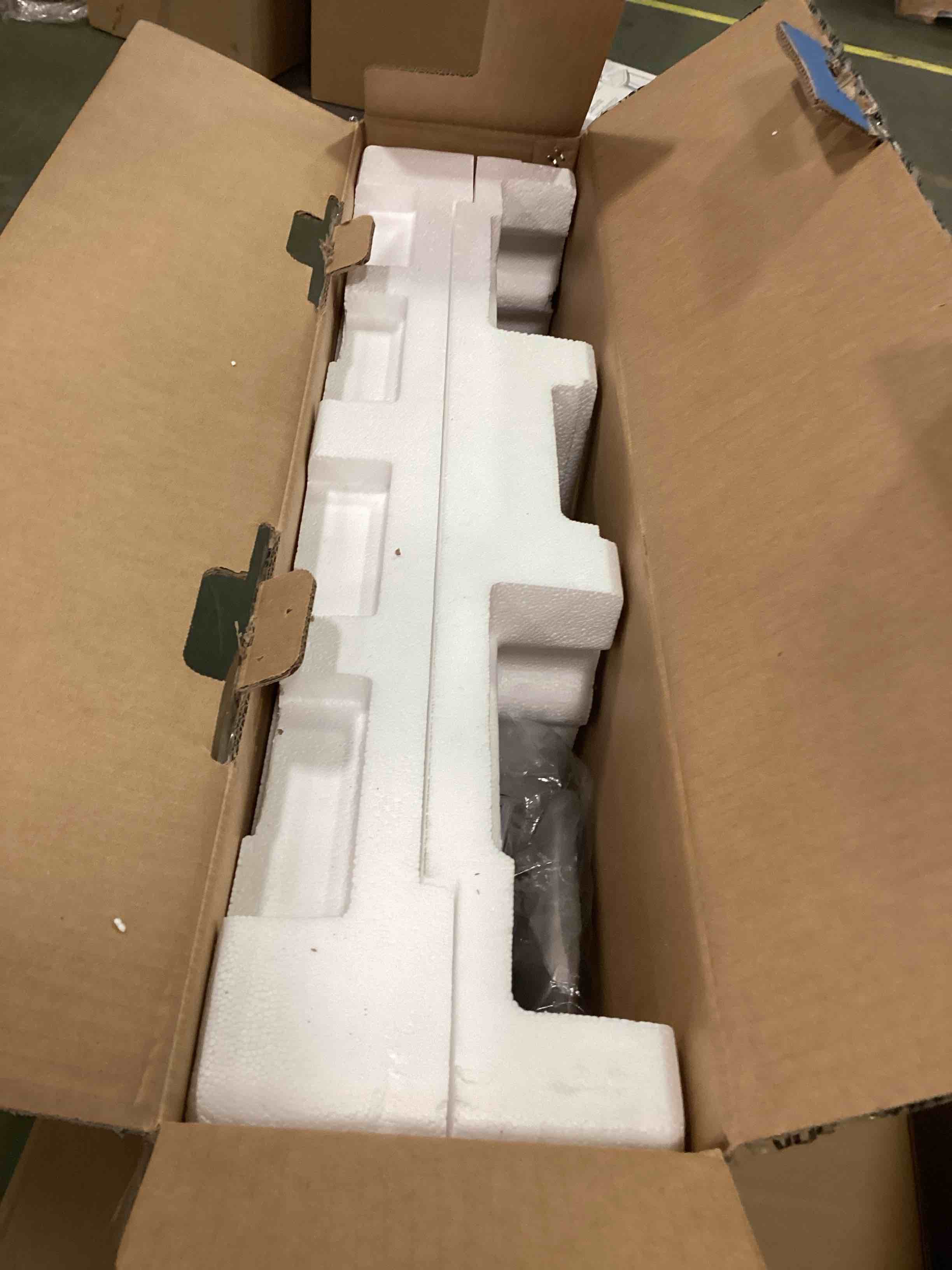 https://s3.amazonaws.com/lotting-images-prod/bidfta/ORG6146232_1708610810743.jpeg