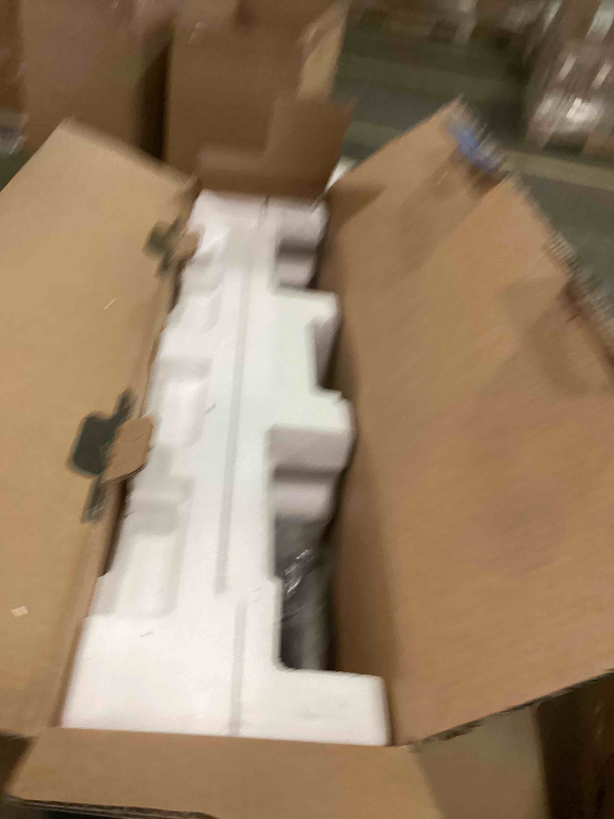 https://s3.amazonaws.com/lotting-images-prod/bidfta/ORG6146232_1708610812669.jpeg
