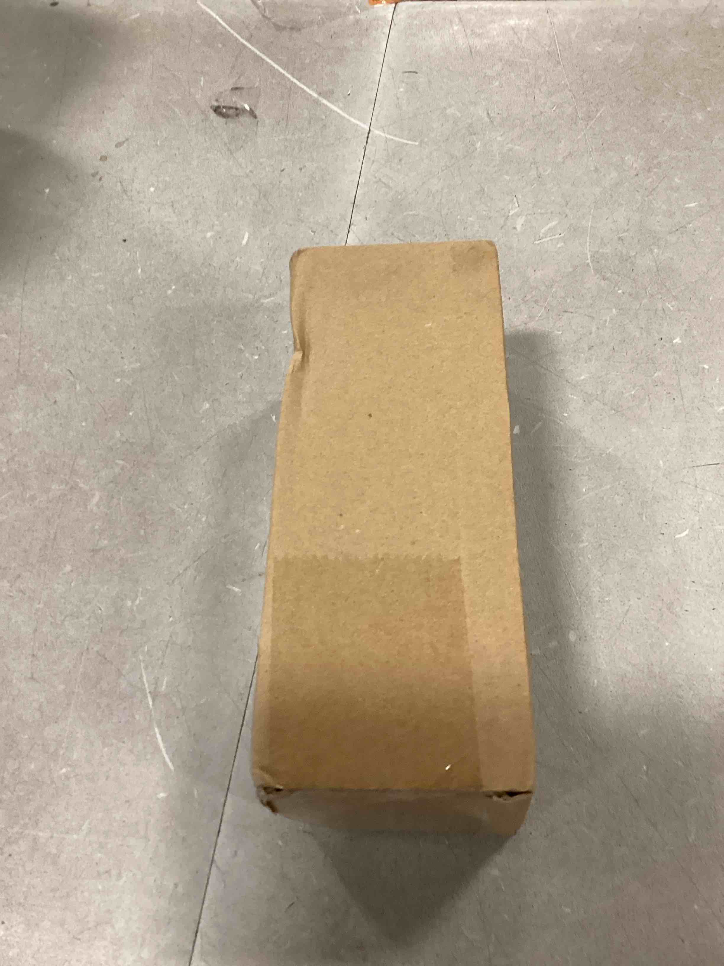 https://s3.amazonaws.com/lotting-images-prod/bidfta/ORG6146970_1709138932431.jpeg