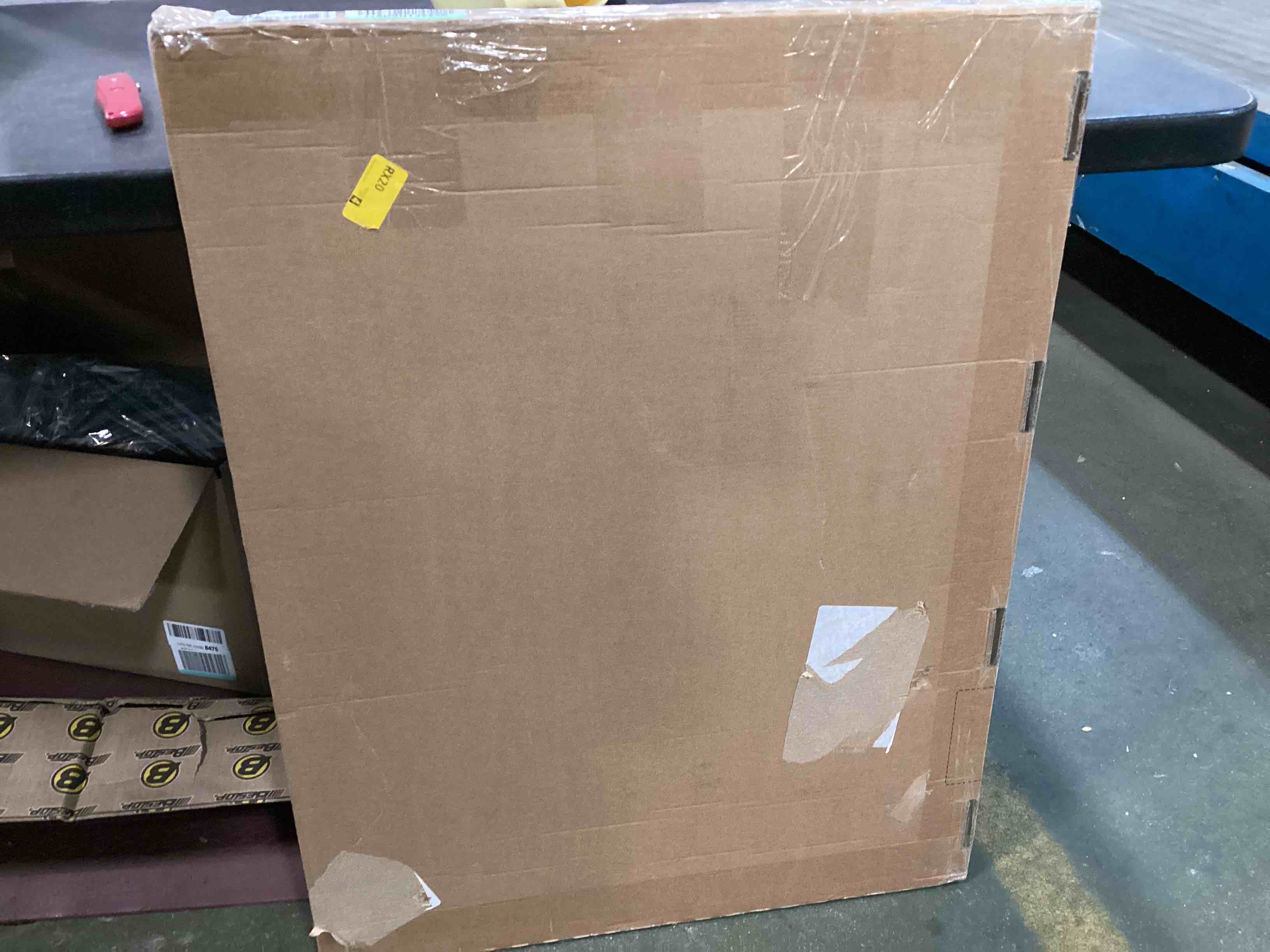 https://s3.amazonaws.com/lotting-images-prod/bidfta/ORG6147634_1708780725237.jpeg
