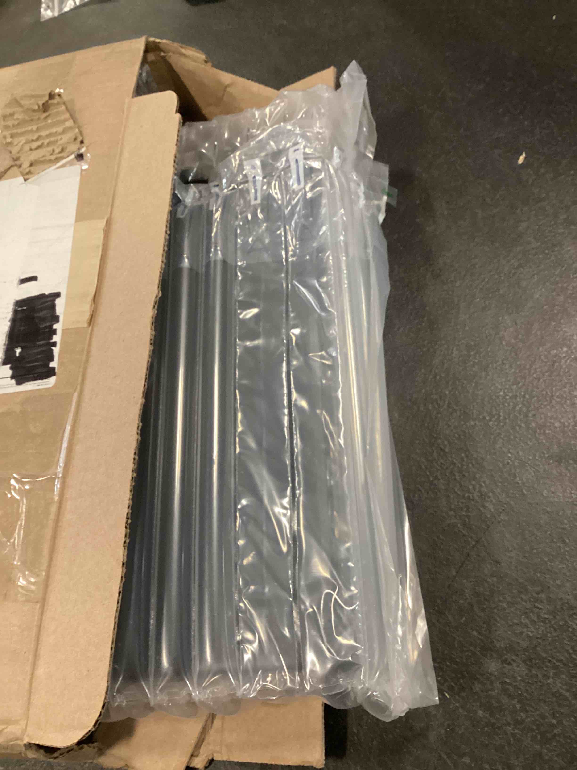 https://s3.amazonaws.com/lotting-images-prod/bidfta/ORG6147721_1708792571401.jpeg