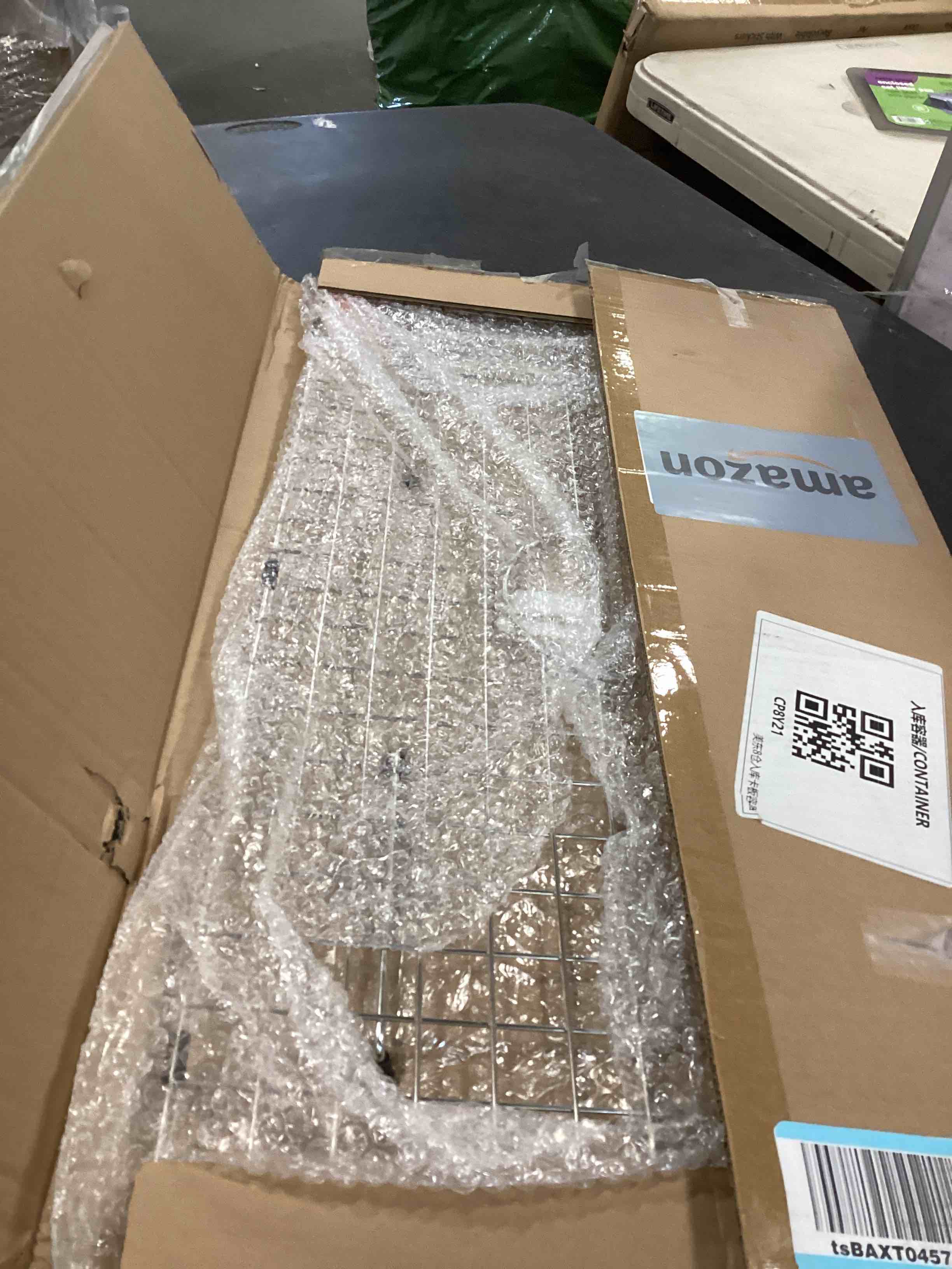 https://s3.amazonaws.com/lotting-images-prod/bidfta/ORG6147911_1708803890297.jpeg