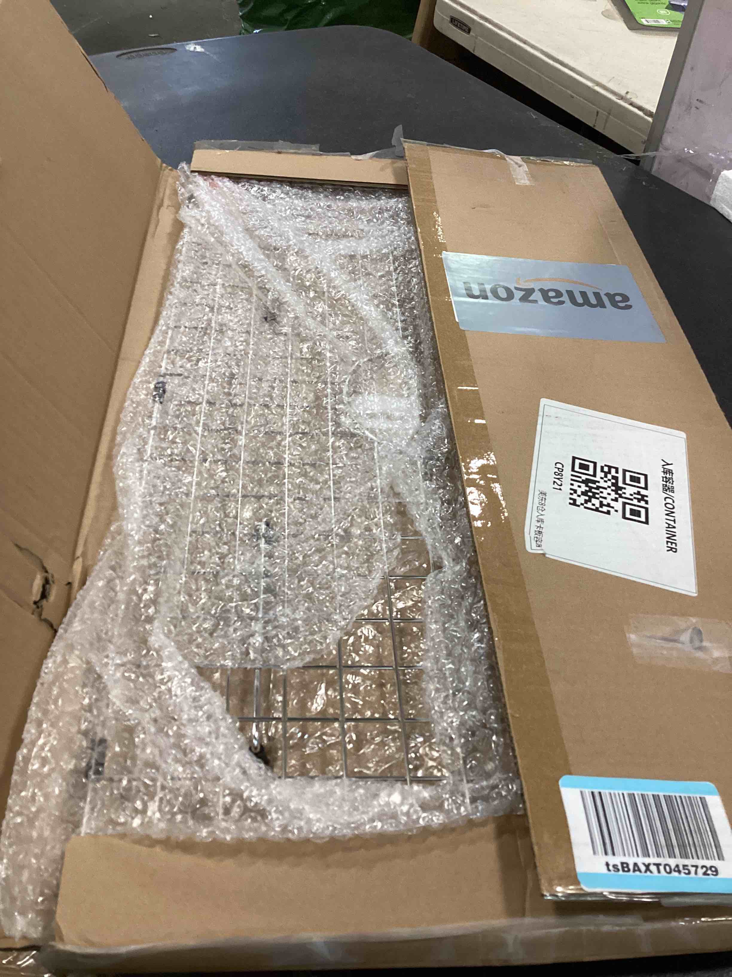https://s3.amazonaws.com/lotting-images-prod/bidfta/ORG6147911_1708803891413.jpeg