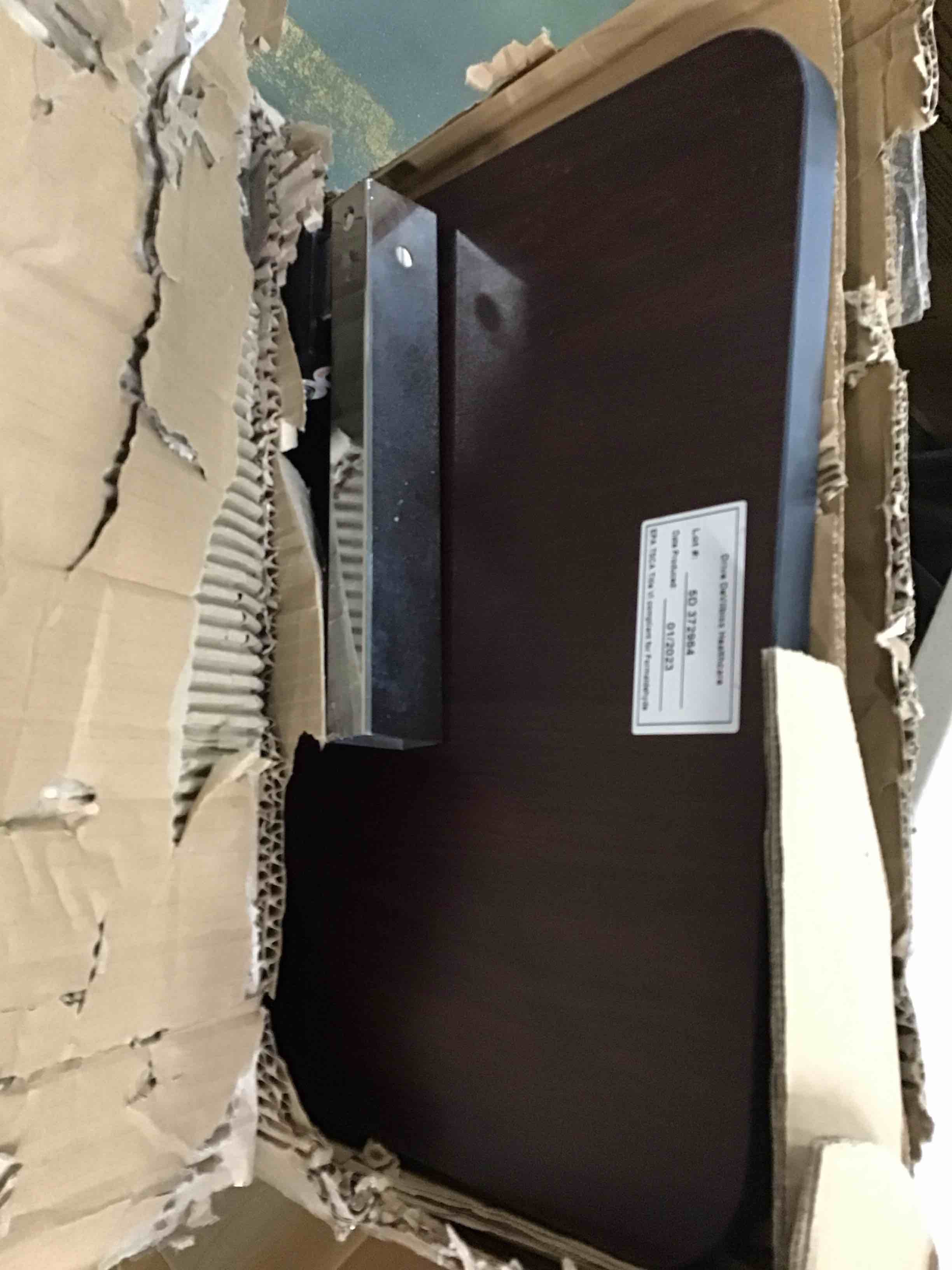 https://s3.amazonaws.com/lotting-images-prod/bidfta/ORG6148115_1708960883514.jpeg