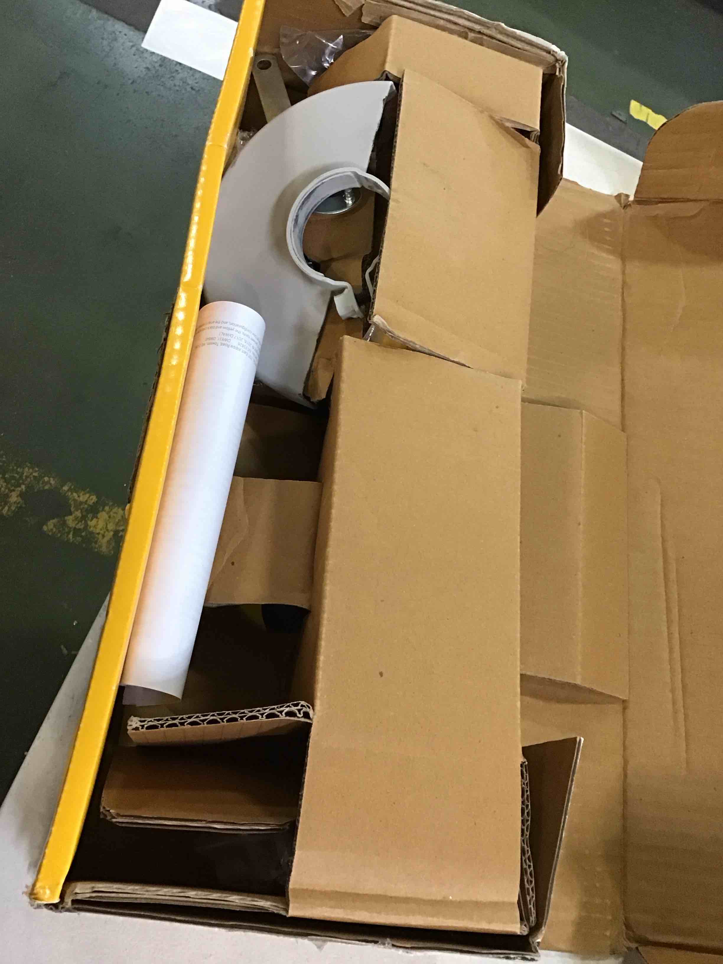 https://s3.amazonaws.com/lotting-images-prod/bidfta/ORG6148172_1708973343921.jpeg