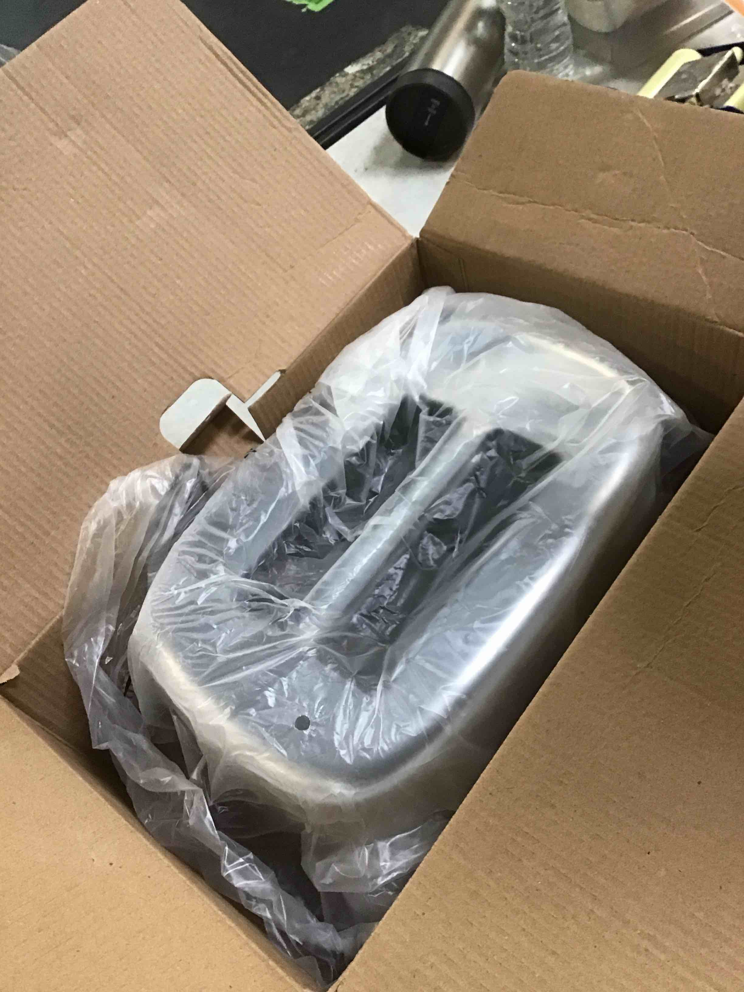 https://s3.amazonaws.com/lotting-images-prod/bidfta/ORG6148998_1708703924042.jpeg
