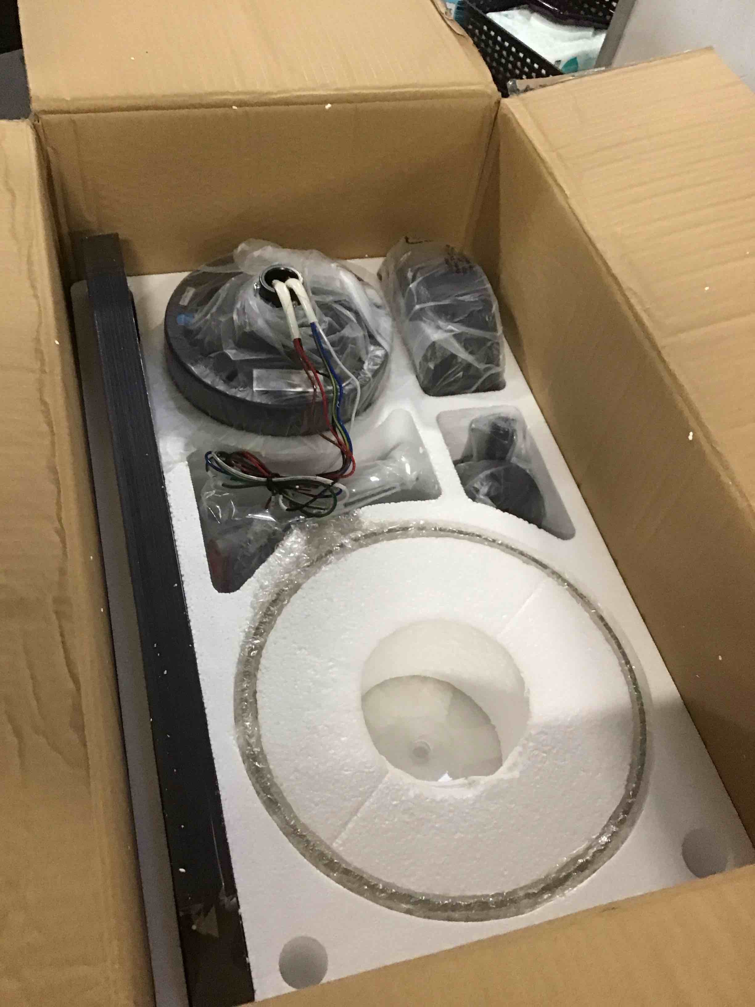 https://s3.amazonaws.com/lotting-images-prod/bidfta/ORG6149157_1708781561386.jpeg