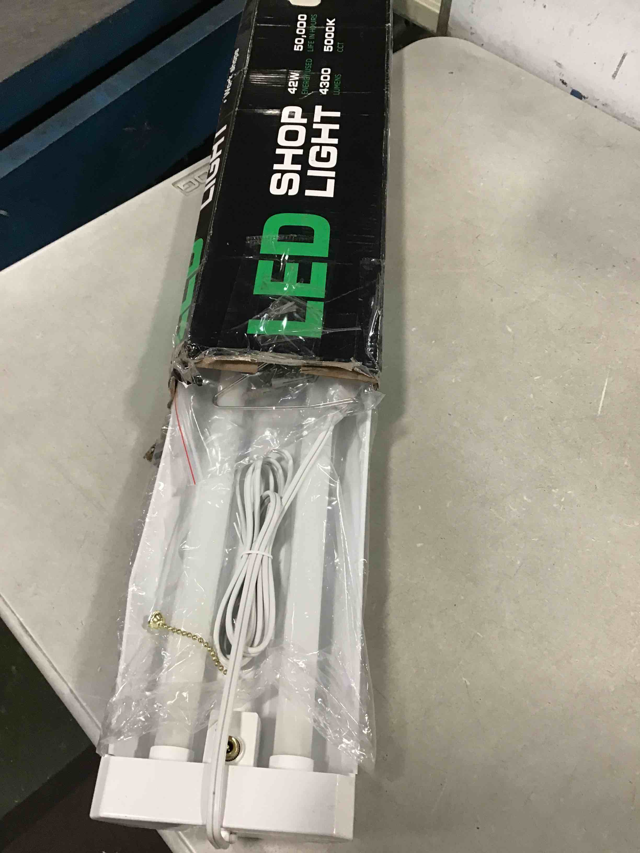 https://s3.amazonaws.com/lotting-images-prod/bidfta/ORG6151522_1709408358022.jpeg