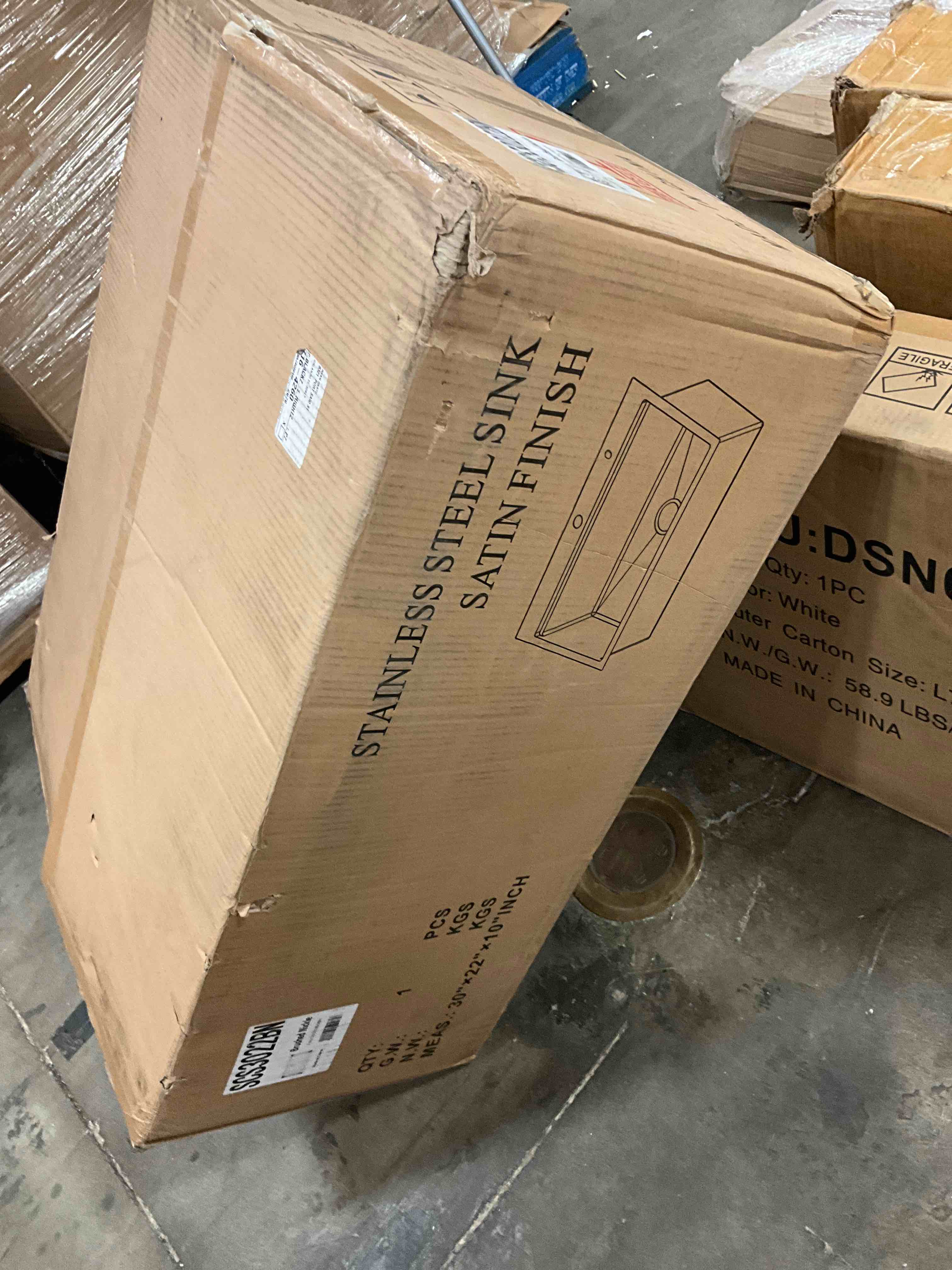 https://s3.amazonaws.com/lotting-images-prod/bidfta/ORG6158116_1725378892507.jpeg