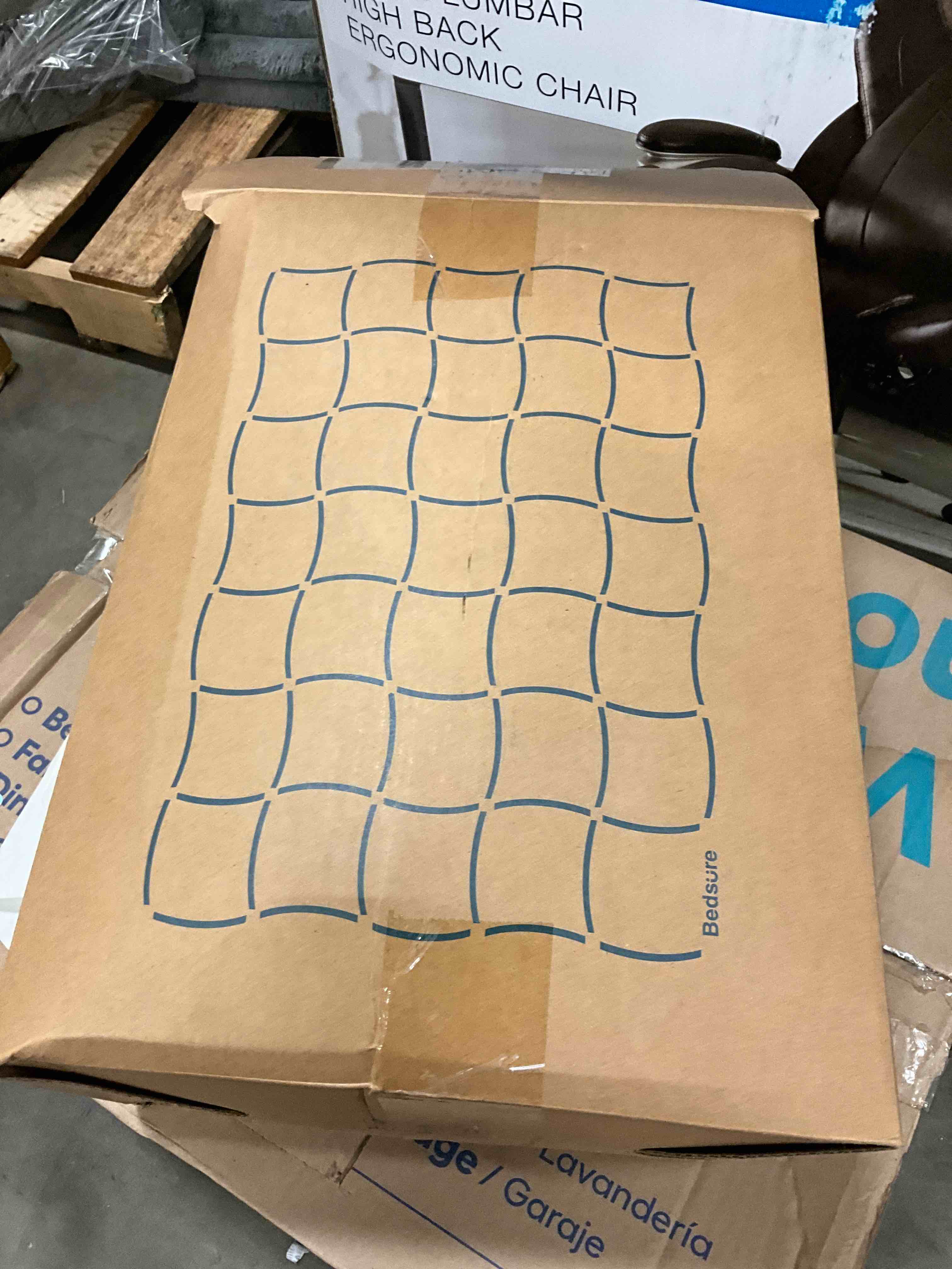 https://s3.amazonaws.com/lotting-images-prod/bidfta/ORG6158174_1725399282505.jpeg