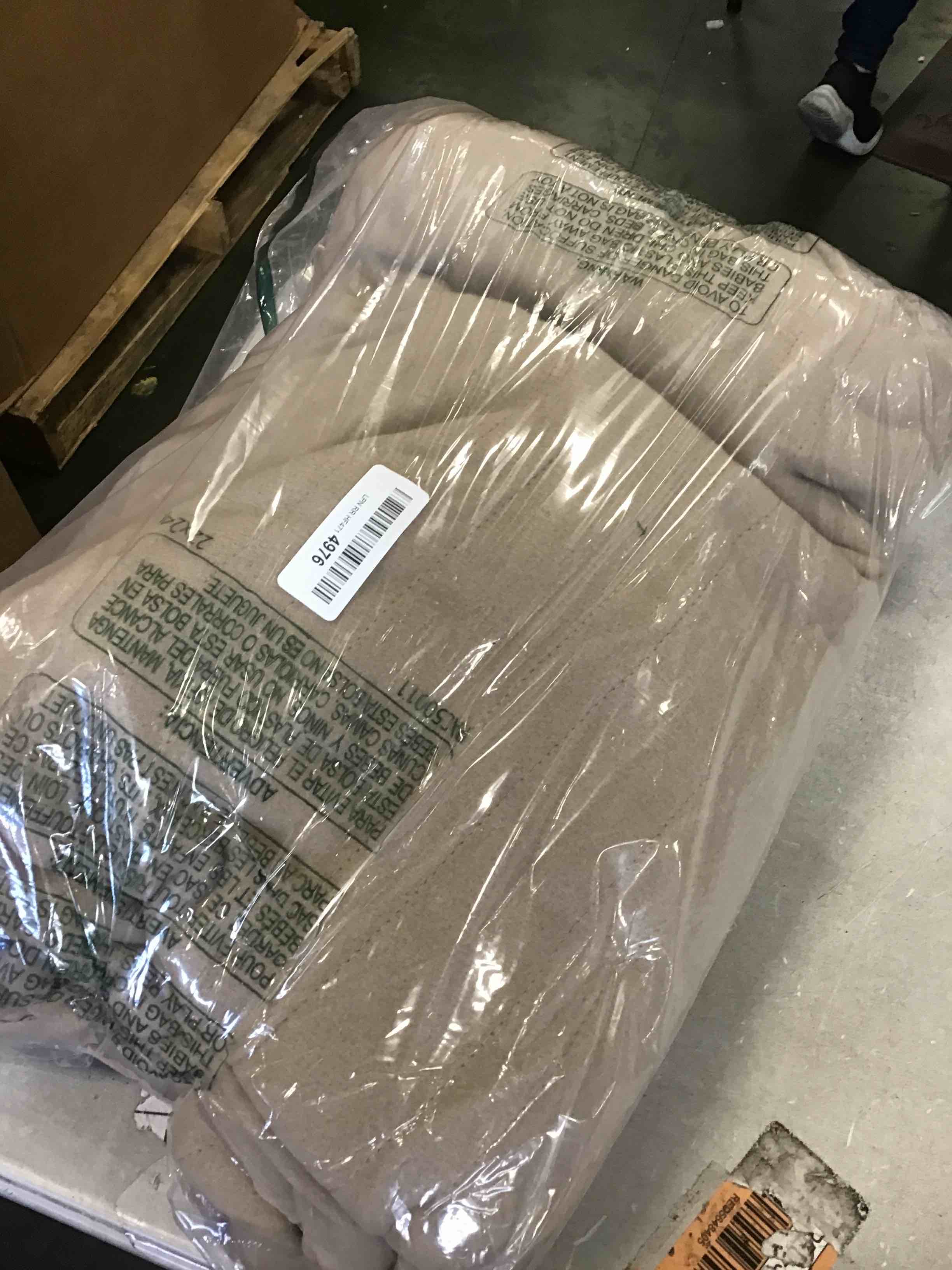 https://s3.amazonaws.com/lotting-images-prod/bidfta/ORG6164605_1713551033418.jpeg