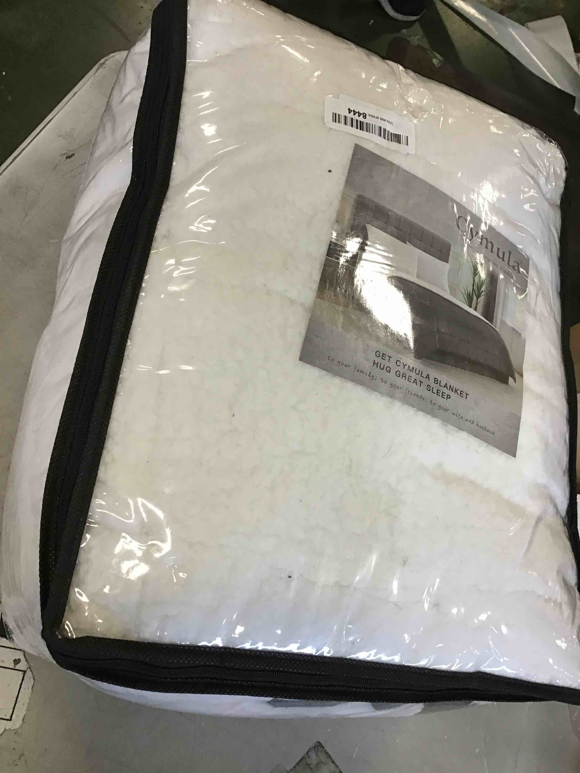 https://s3.amazonaws.com/lotting-images-prod/bidfta/ORG6164684_1713557449865.jpeg