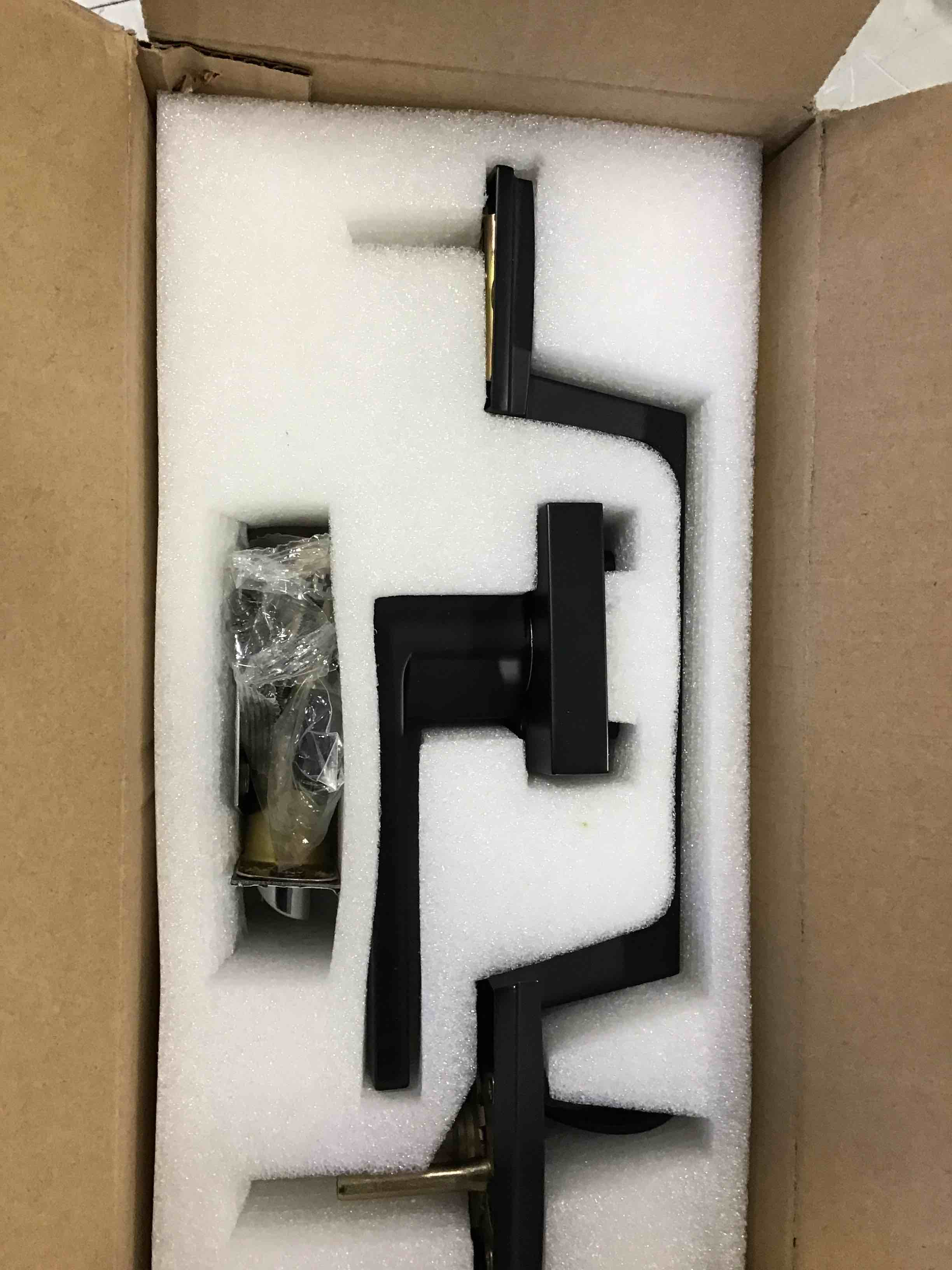 https://s3.amazonaws.com/lotting-images-prod/bidfta/ORG6164757_1713792577412.jpeg
