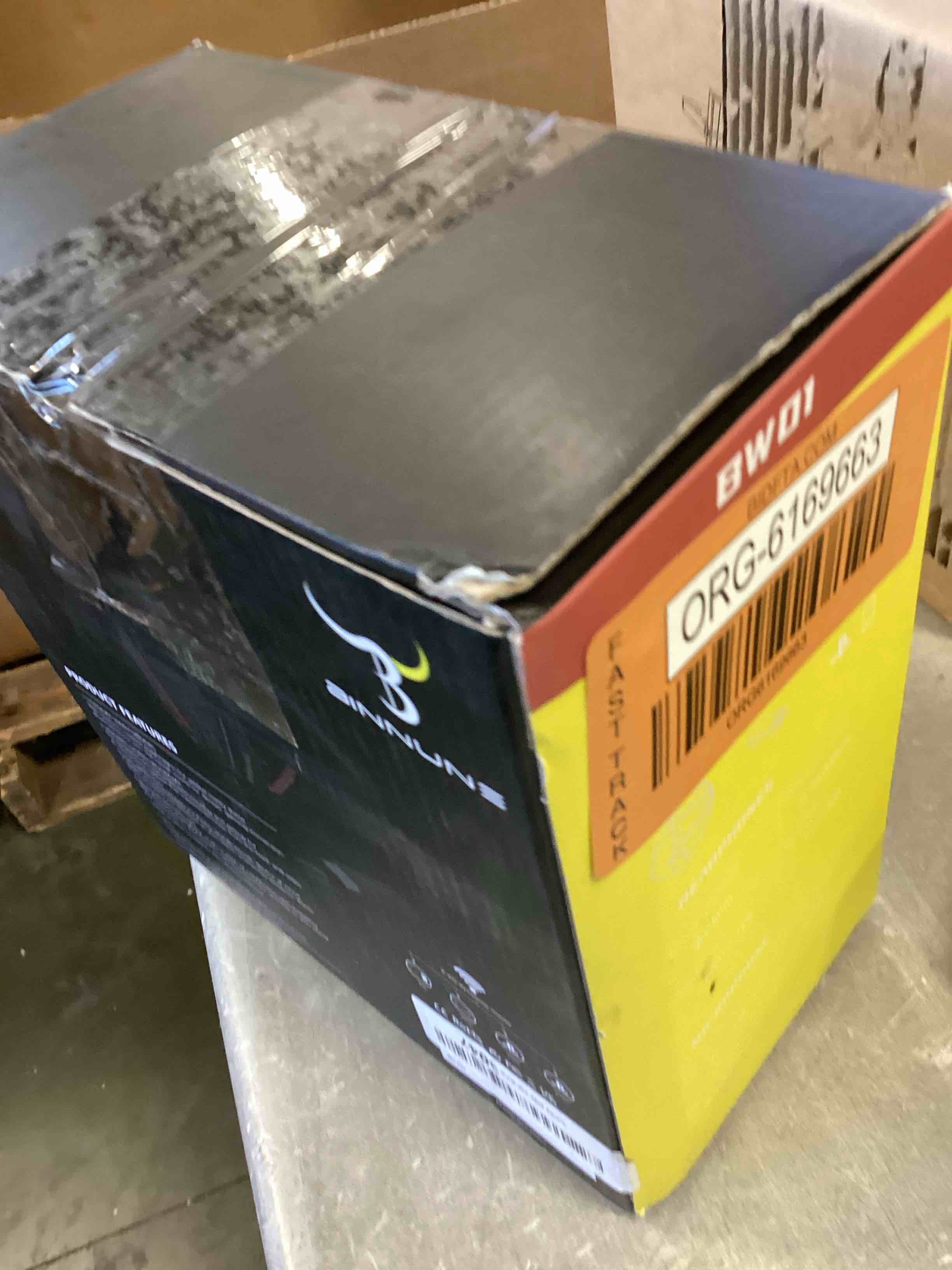https://s3.amazonaws.com/lotting-images-prod/bidfta/ORG6169663_1714056250785.jpeg