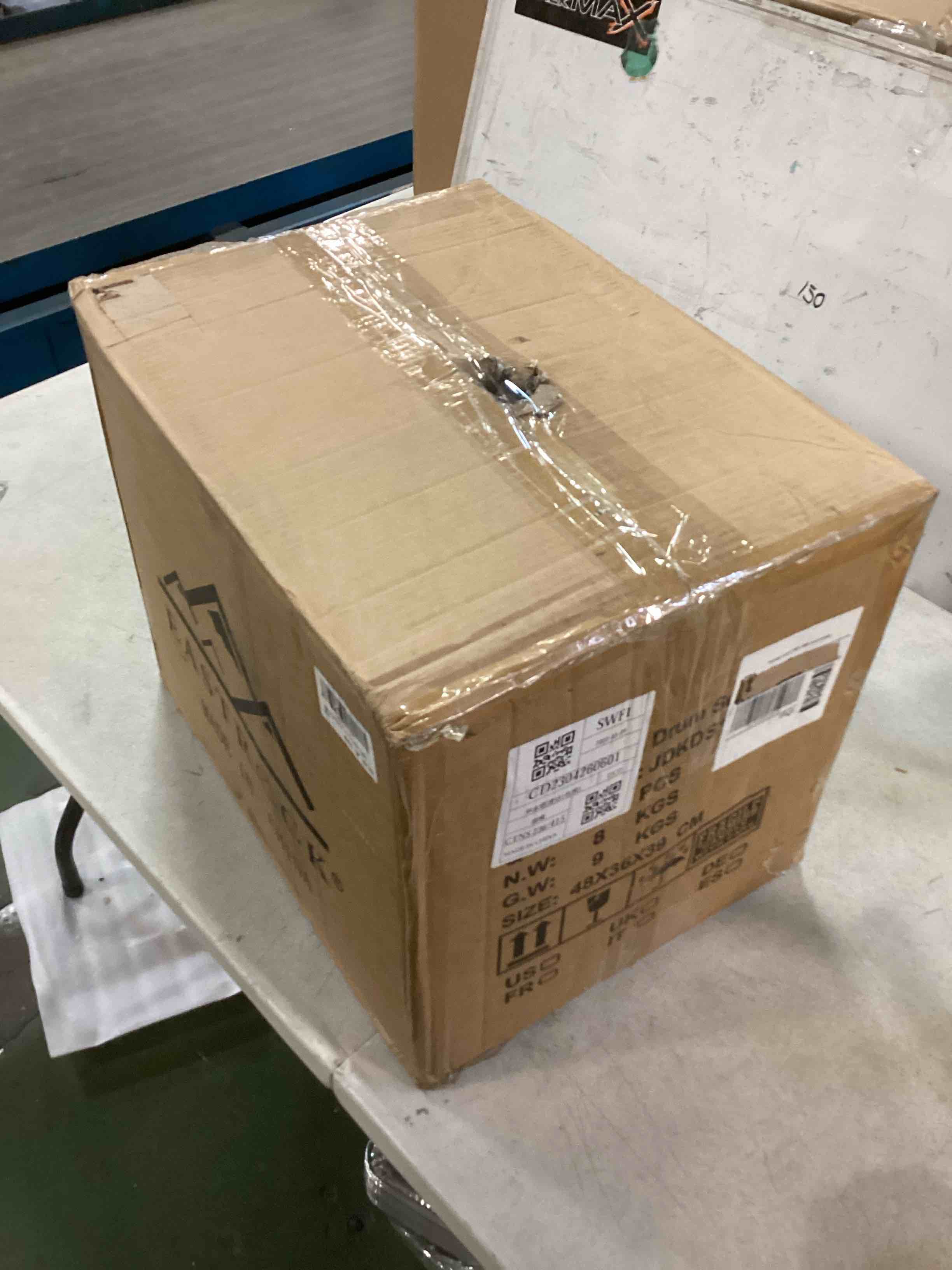 https://s3.amazonaws.com/lotting-images-prod/bidfta/ORG6170018_1713876620127.jpeg