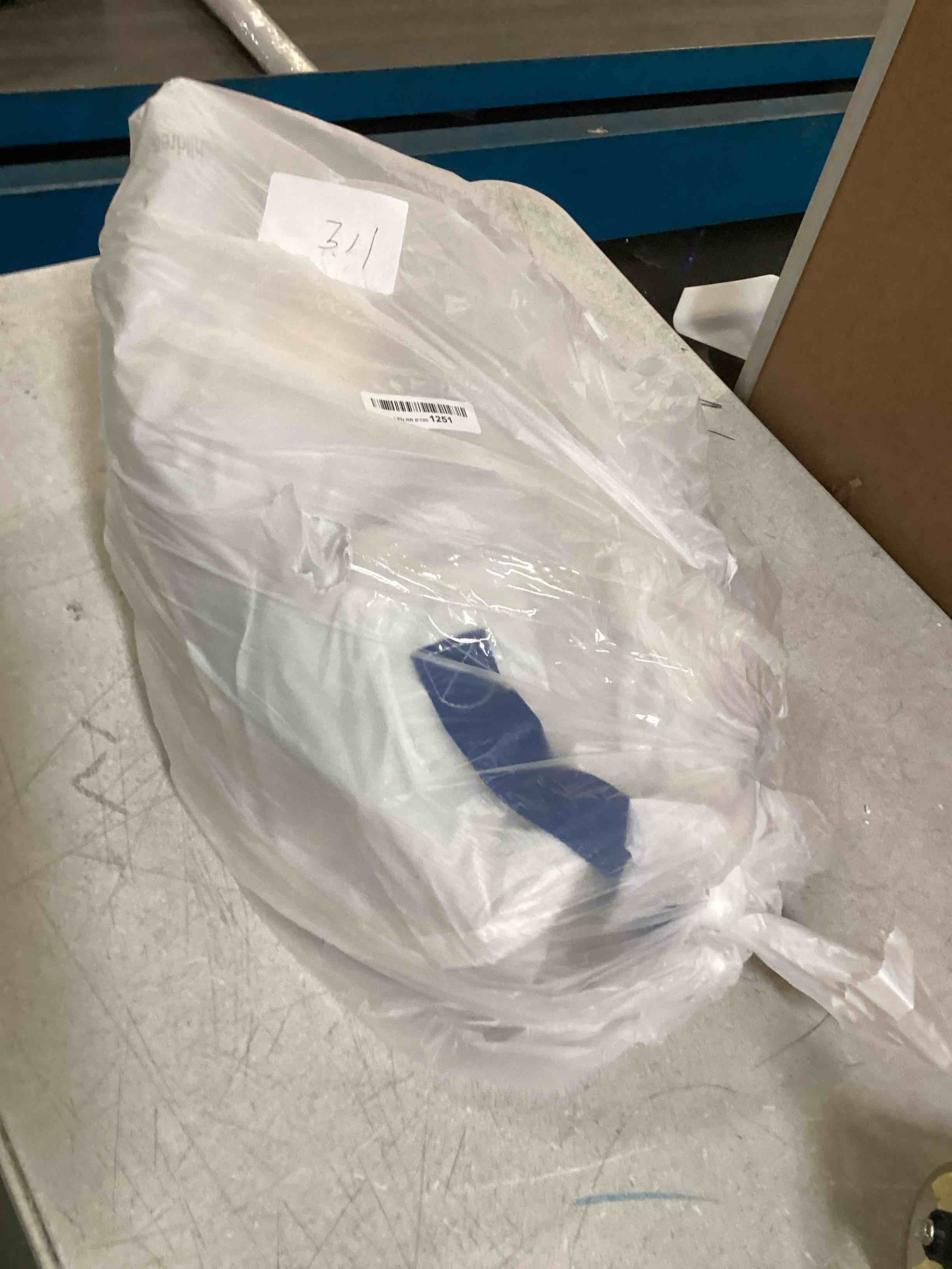 https://s3.amazonaws.com/lotting-images-prod/bidfta/ORG6170365_1713989707939.jpeg