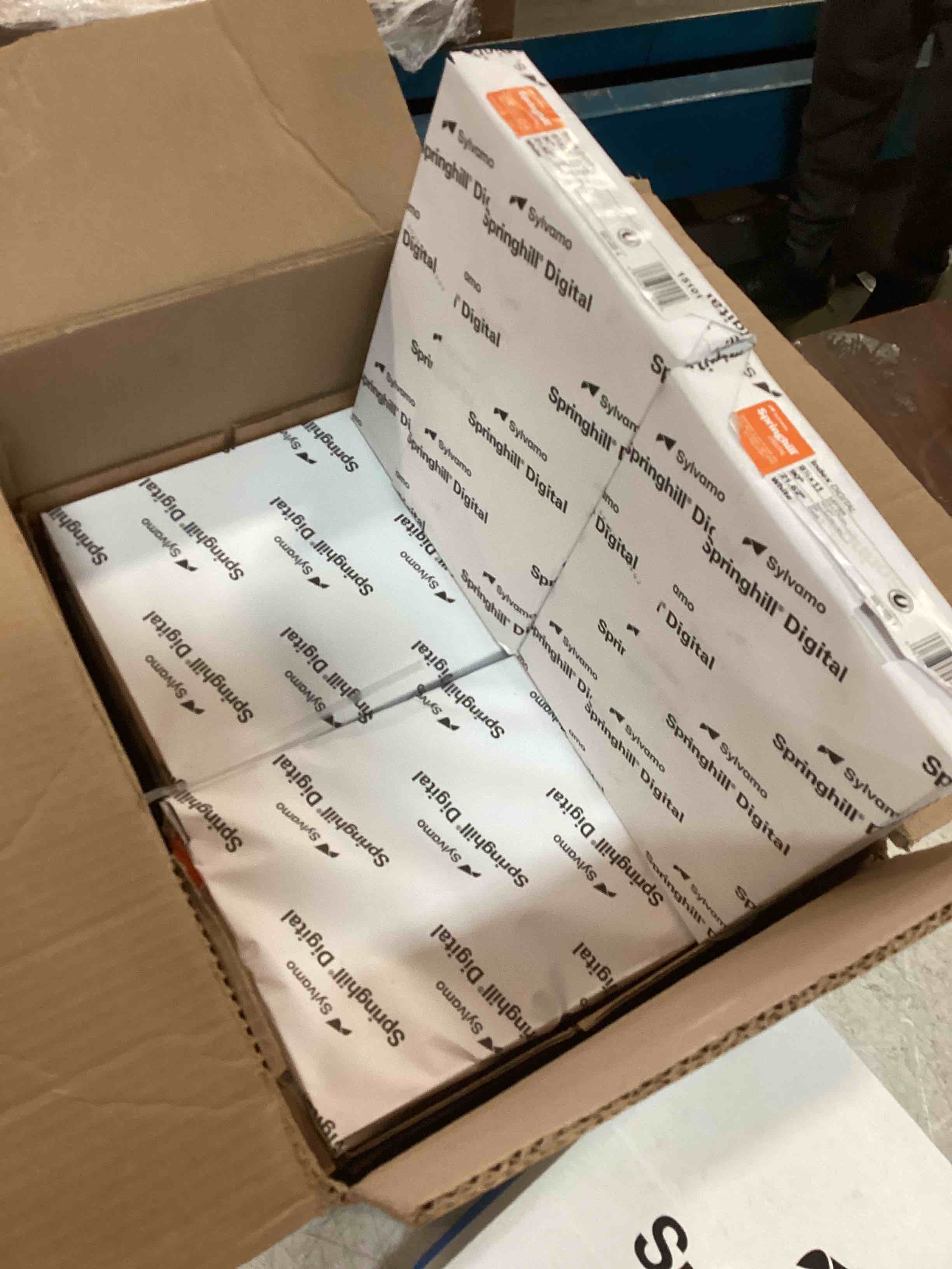 https://s3.amazonaws.com/lotting-images-prod/bidfta/ORG6171027_1714498071960.jpeg