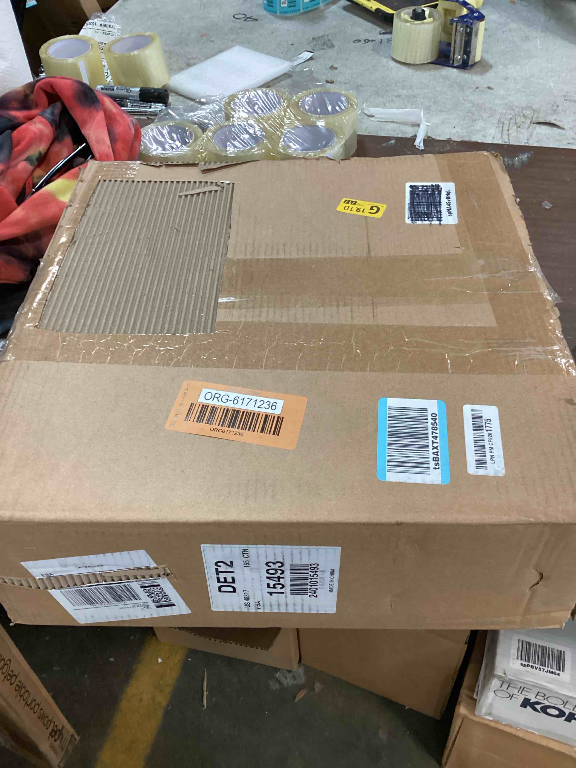 https://s3.amazonaws.com/lotting-images-prod/bidfta/ORG6171236_1714579025105.jpeg