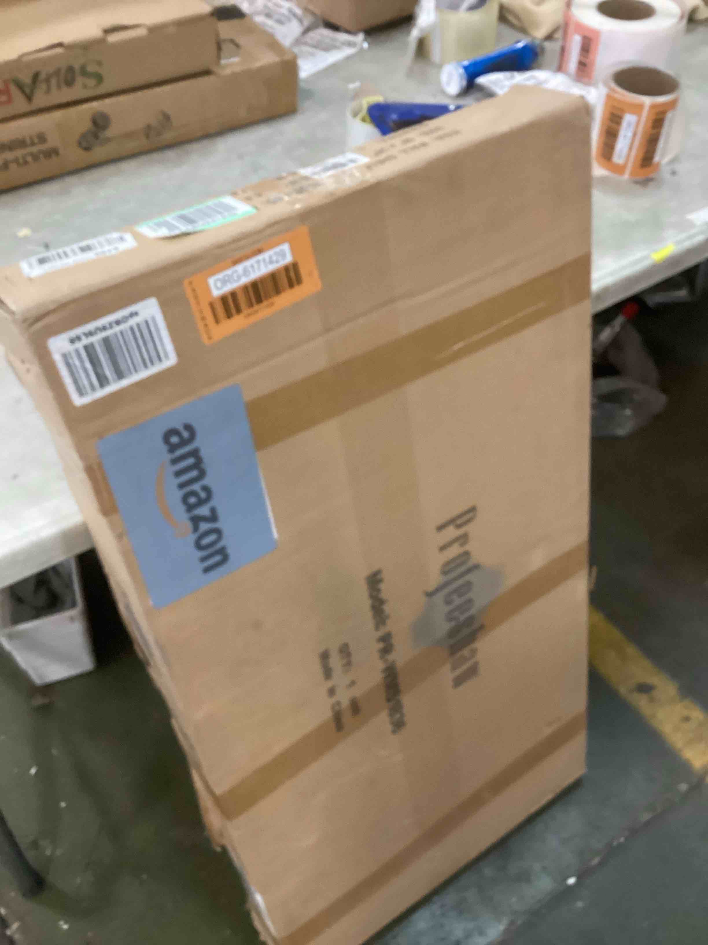 https://s3.amazonaws.com/lotting-images-prod/bidfta/ORG6171429_1714667154903.jpeg