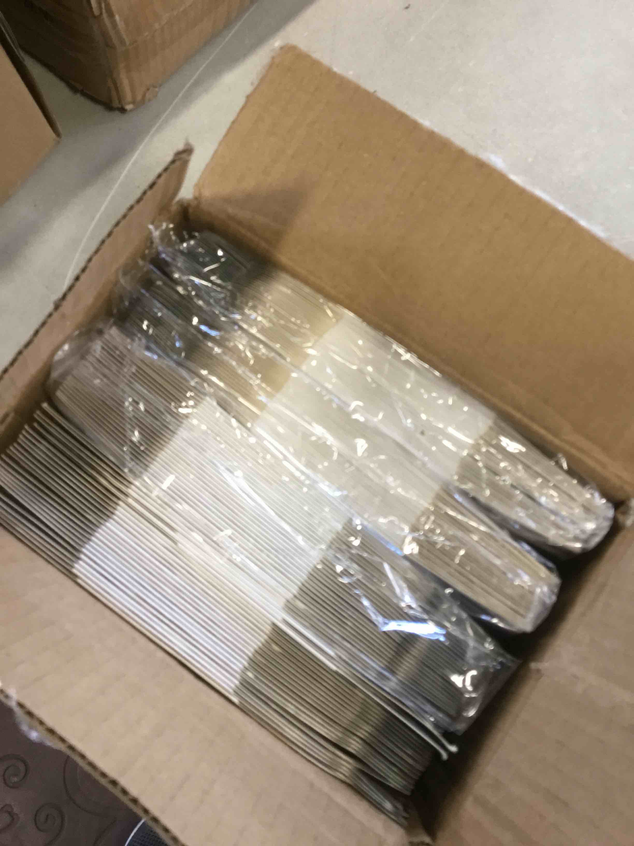 https://s3.amazonaws.com/lotting-images-prod/bidfta/ORG6172675_1713983658118.jpeg