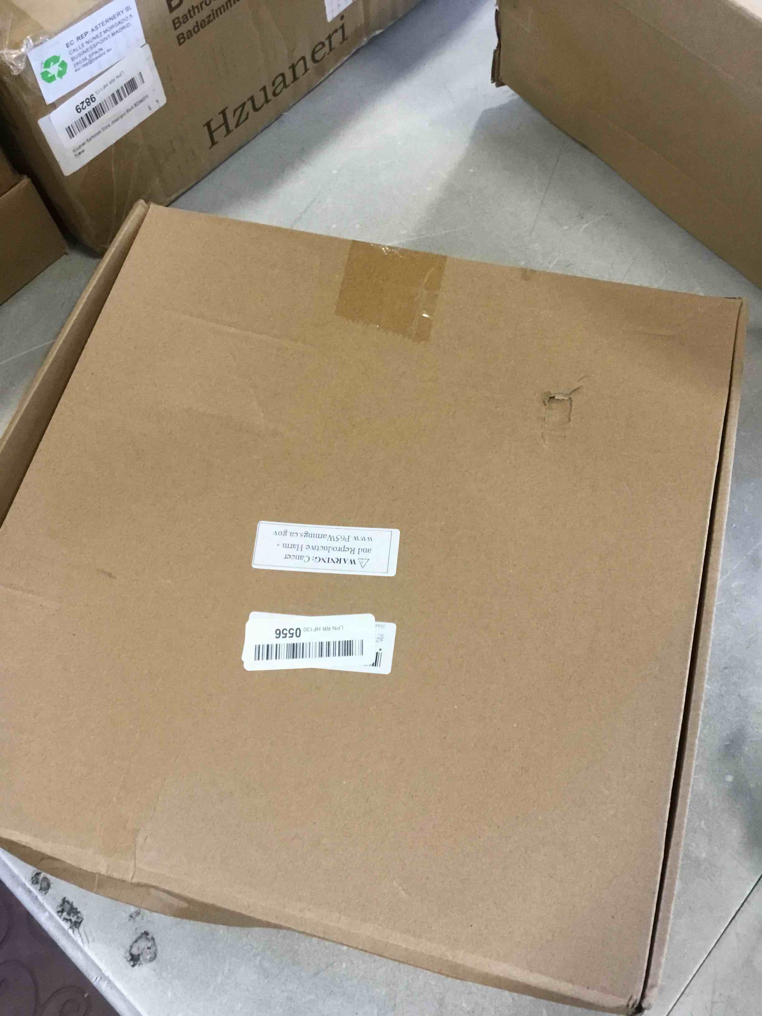 https://s3.amazonaws.com/lotting-images-prod/bidfta/ORG6172931_1714055320870.jpeg