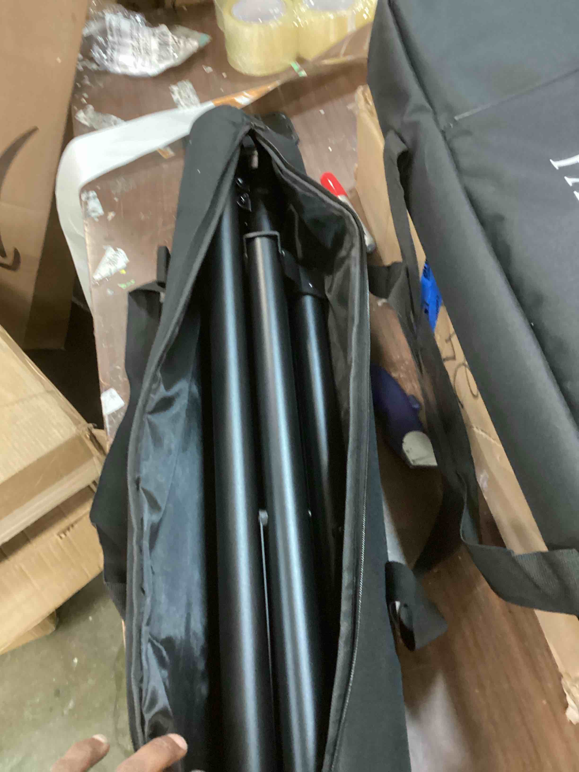 https://s3.amazonaws.com/lotting-images-prod/bidfta/ORG6172984_1713885215074.jpeg