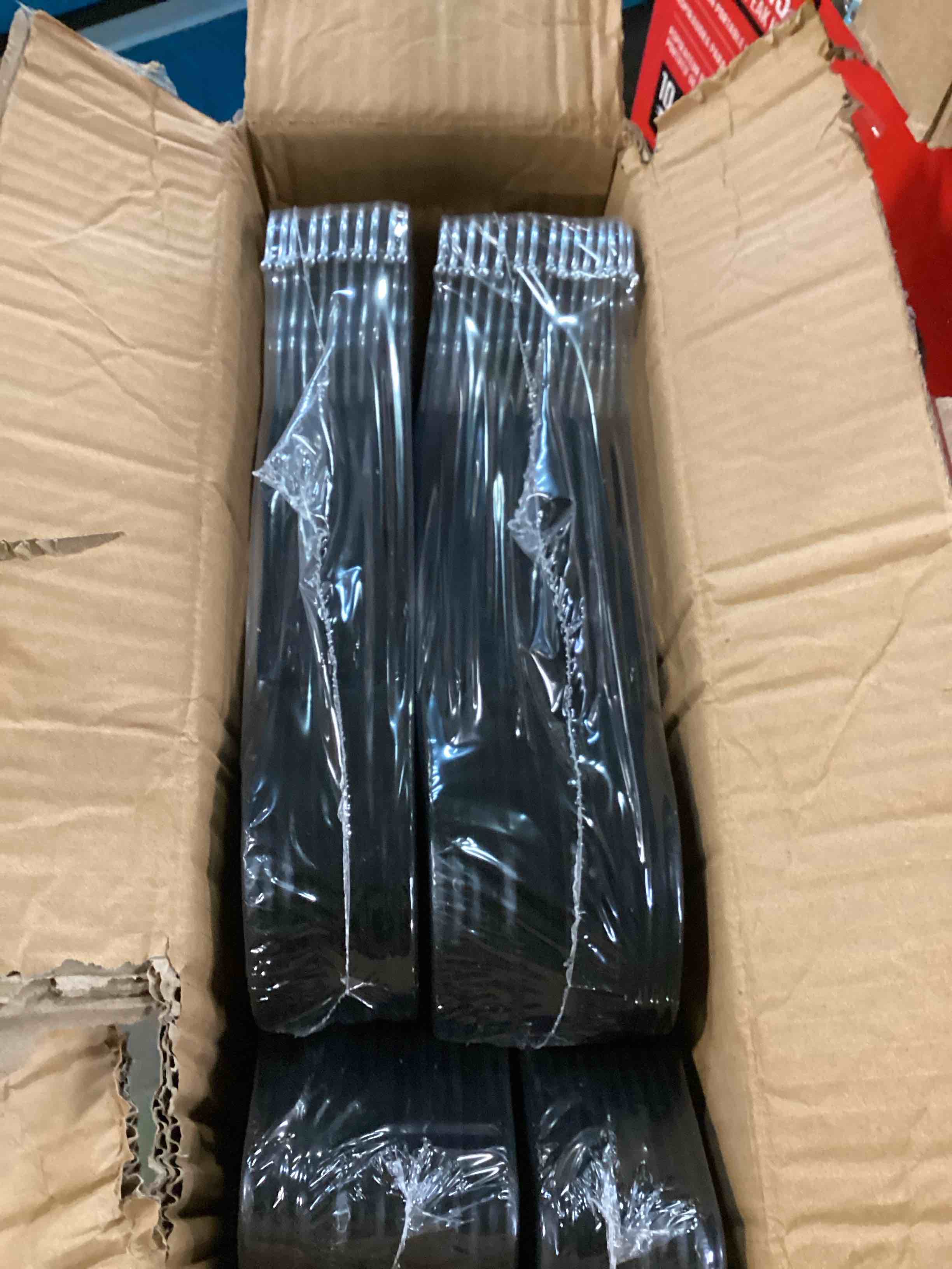 https://s3.amazonaws.com/lotting-images-prod/bidfta/ORG6173108_1713964138277.jpeg