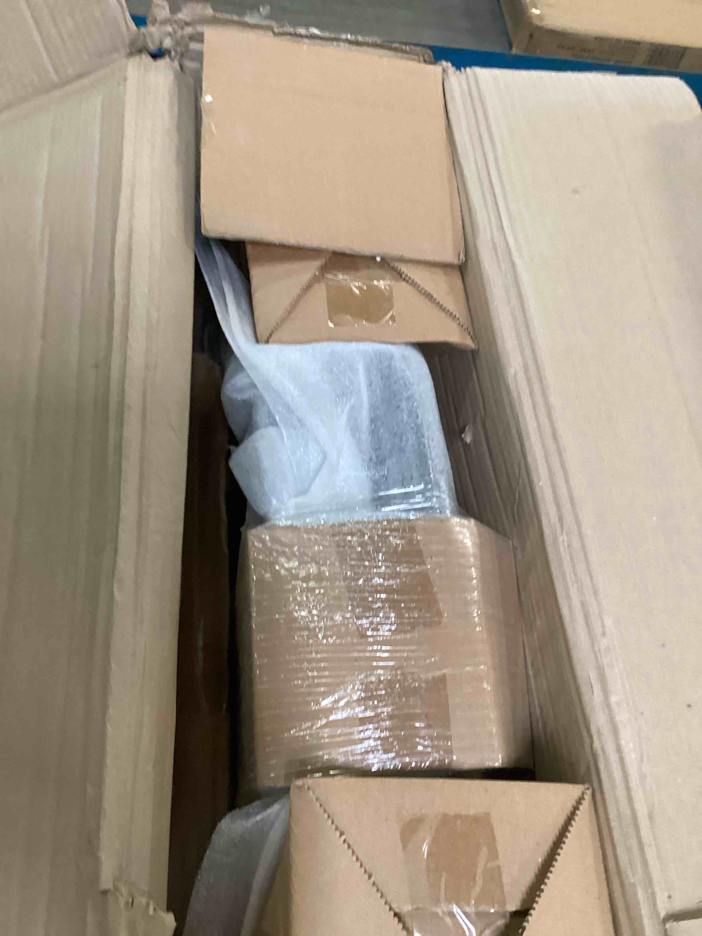 https://s3.amazonaws.com/lotting-images-prod/bidfta/ORG6173346_1714061240562.jpeg