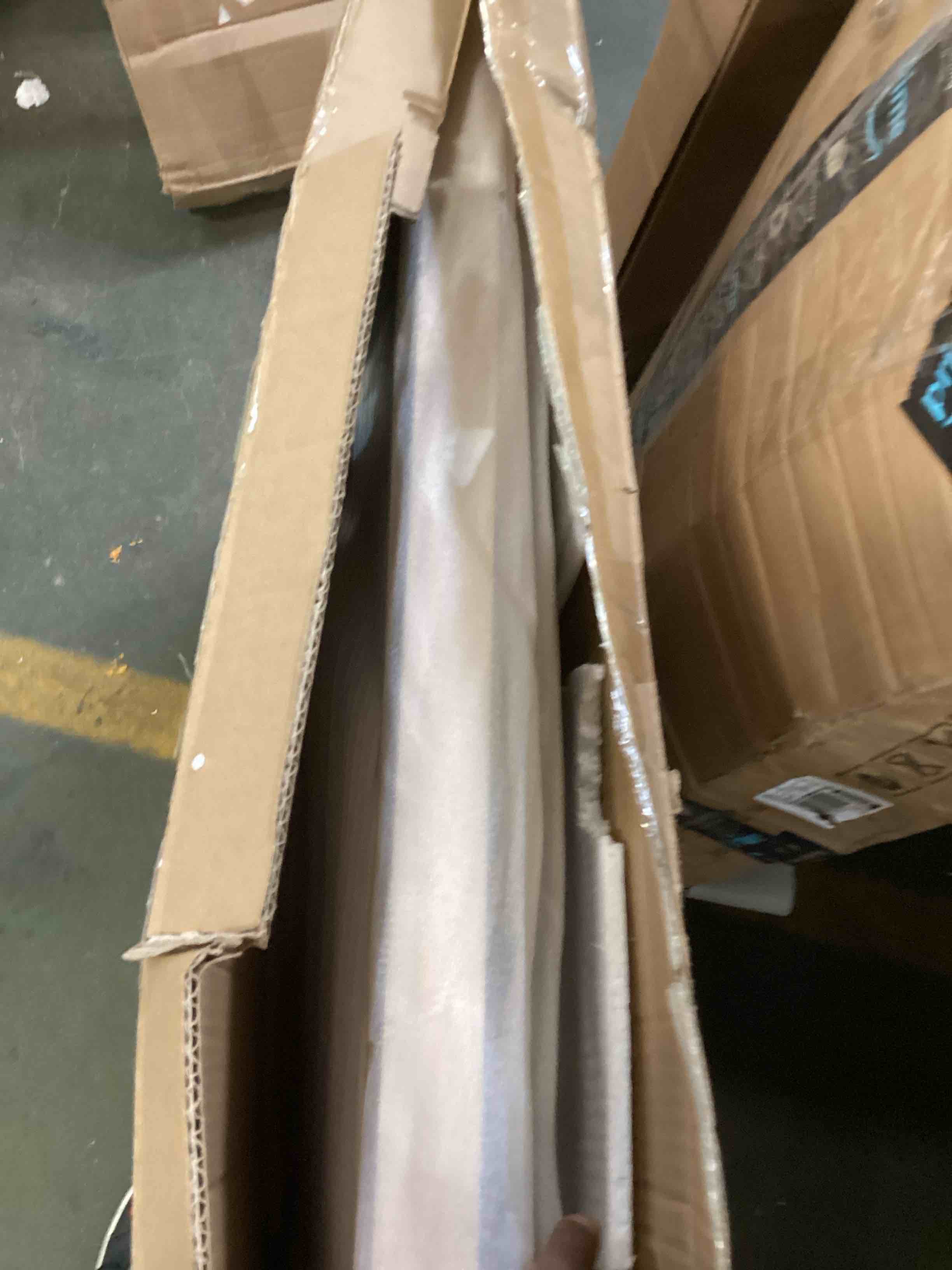 https://s3.amazonaws.com/lotting-images-prod/bidfta/ORG6173450_1714138355605.jpeg