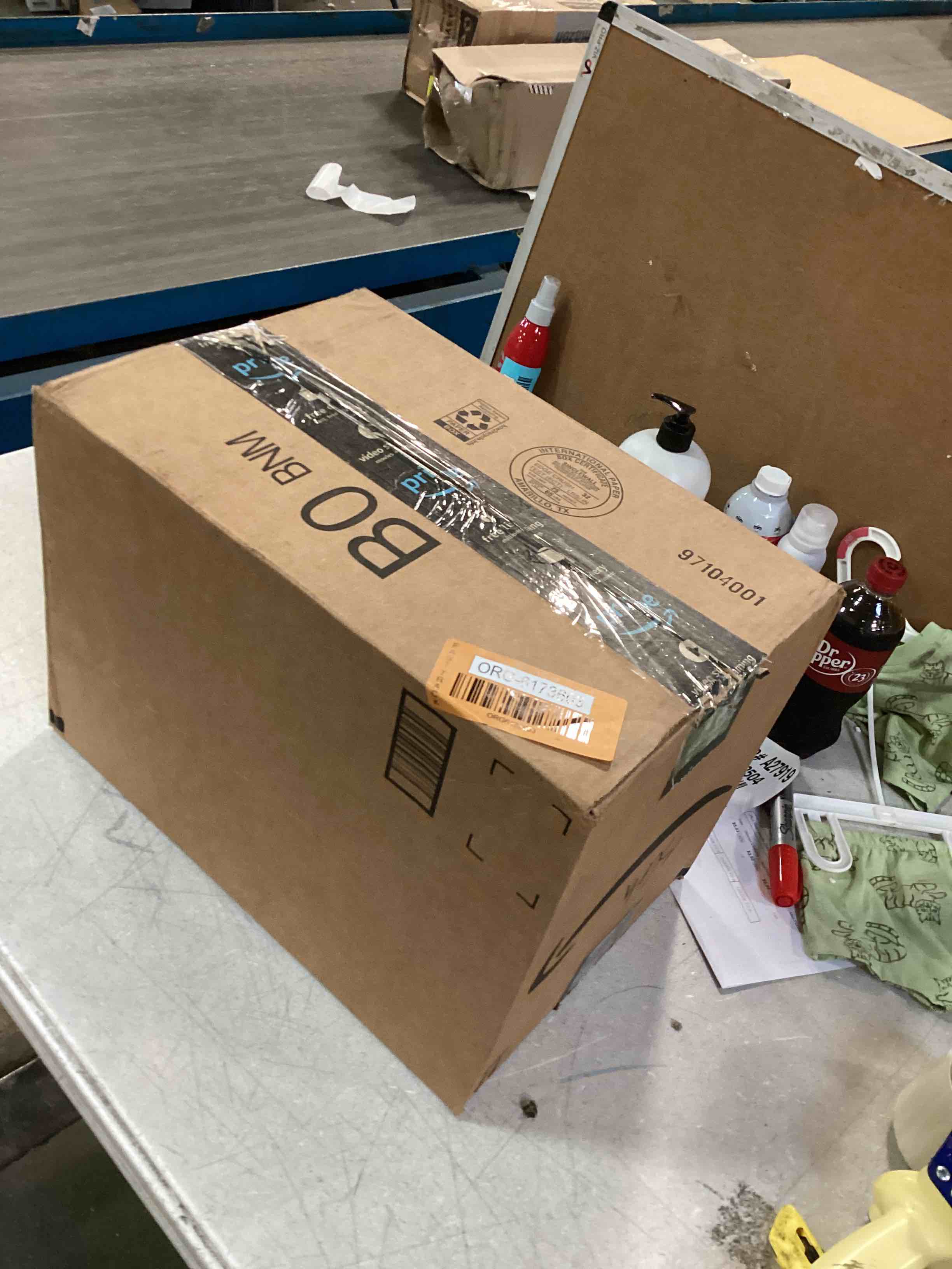 https://s3.amazonaws.com/lotting-images-prod/bidfta/ORG6173603_1714394008970.jpeg
