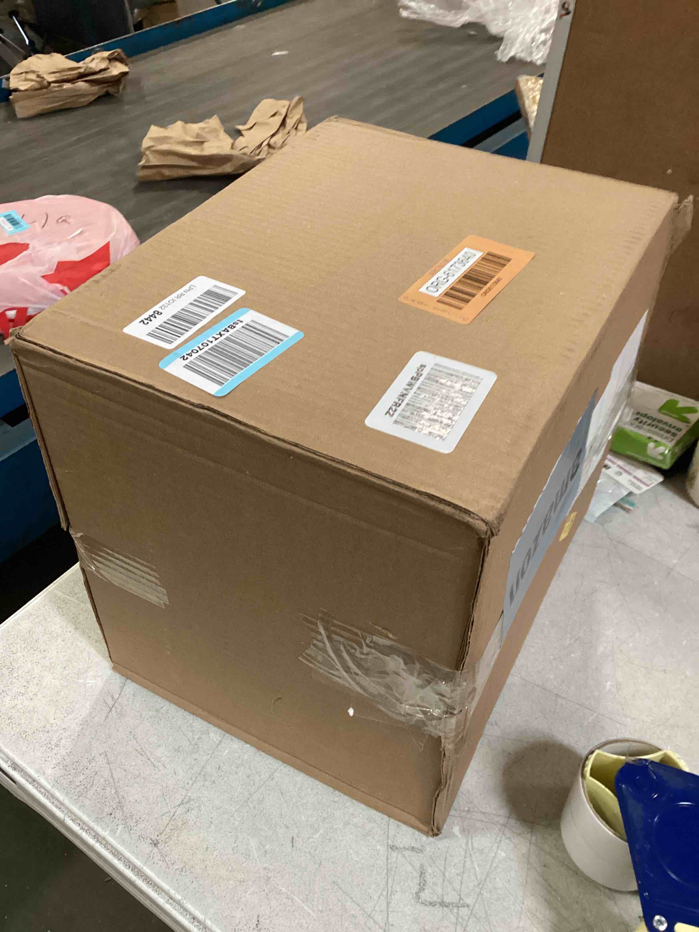 https://s3.amazonaws.com/lotting-images-prod/bidfta/ORG6173640_1714398246033.jpeg
