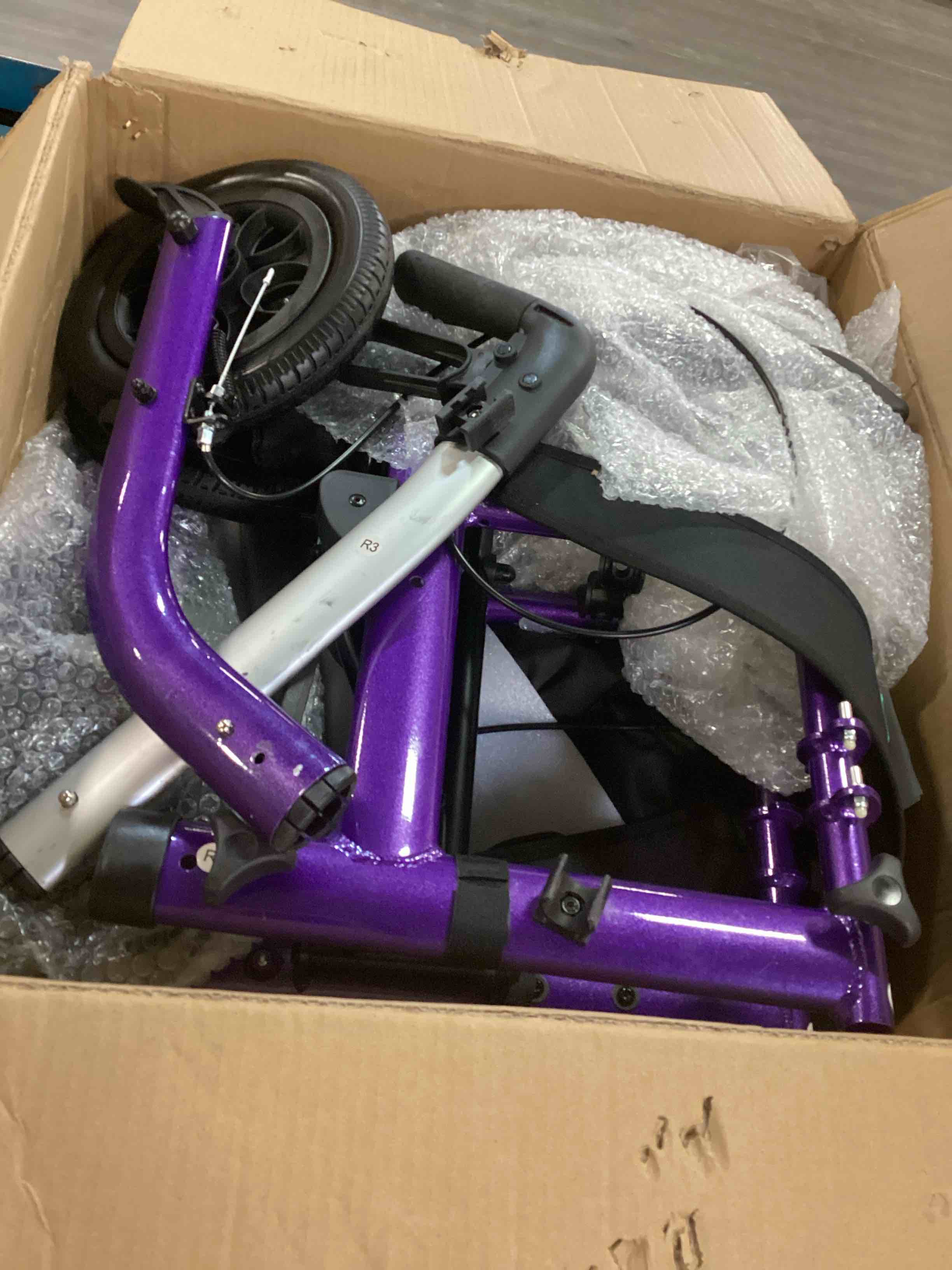 https://s3.amazonaws.com/lotting-images-prod/bidfta/ORG6174880_1713548785211.jpeg