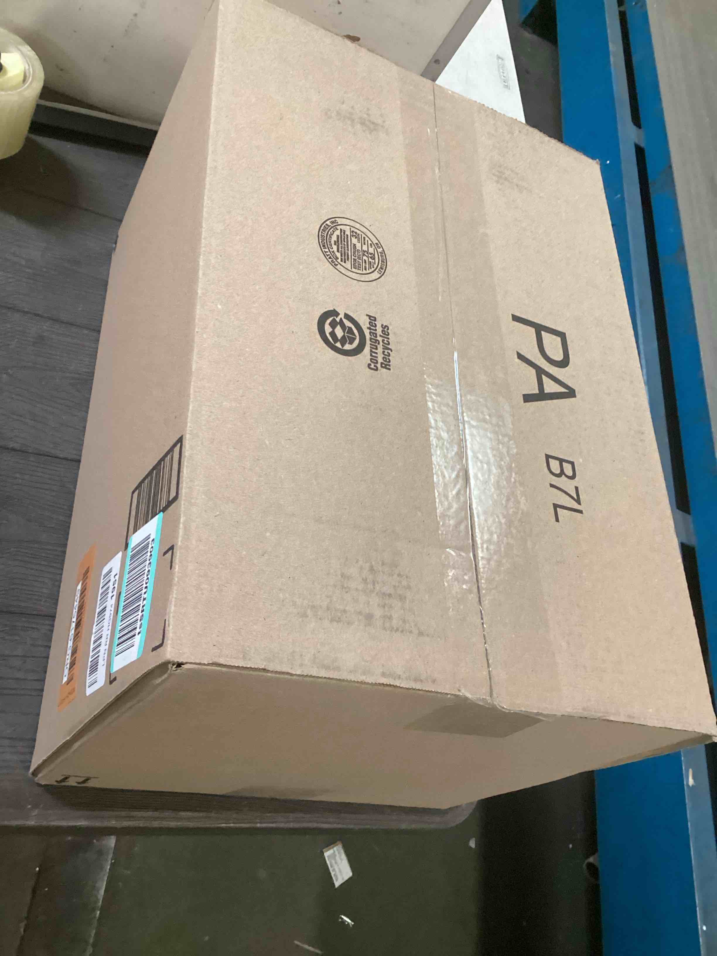 https://s3.amazonaws.com/lotting-images-prod/bidfta/ORG6175449_1713981638925.jpeg
