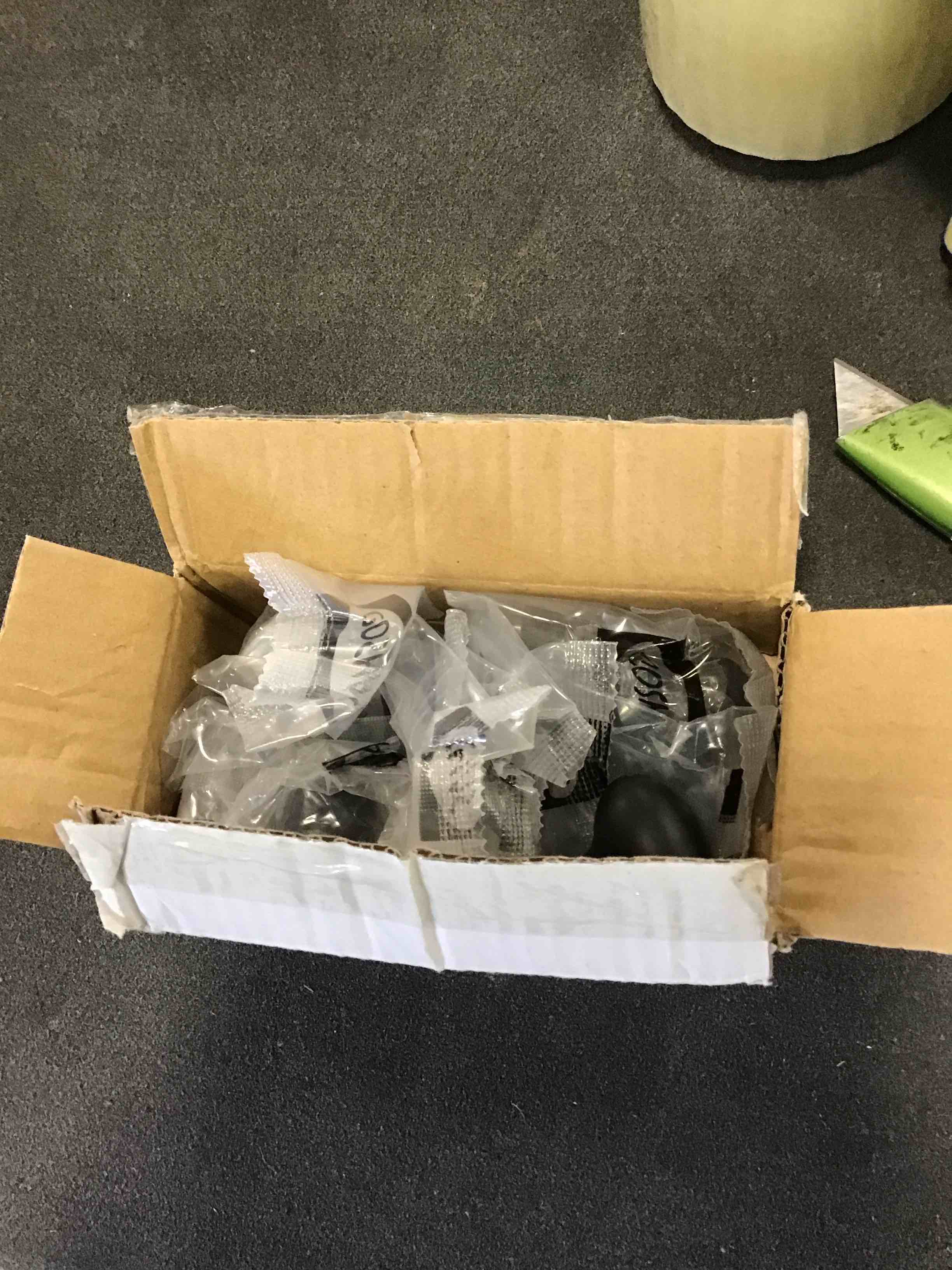 https://s3.amazonaws.com/lotting-images-prod/bidfta/ORG6188807_1714143630253.jpeg