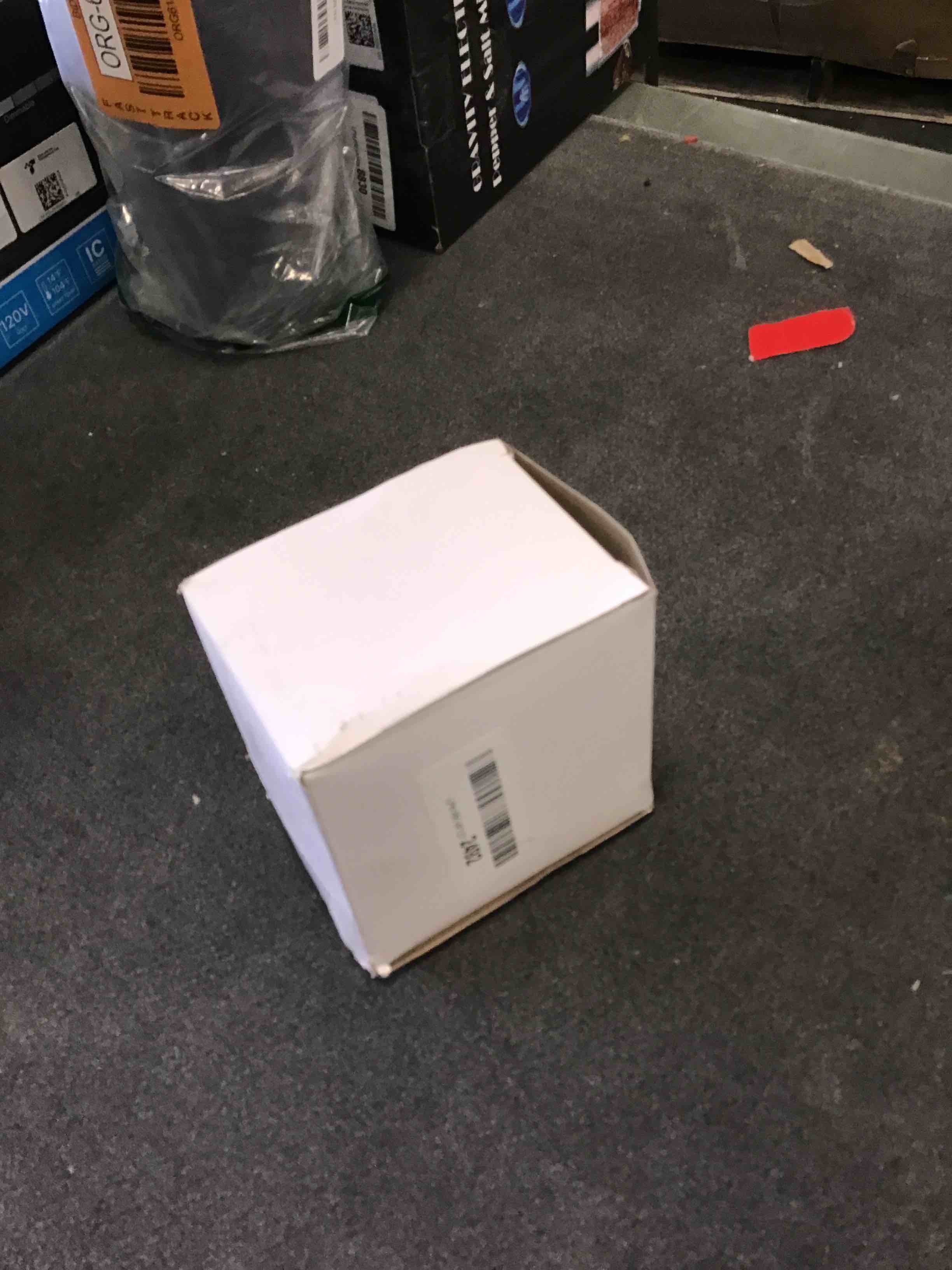 https://s3.amazonaws.com/lotting-images-prod/bidfta/ORG6188907_1714157966598.jpeg