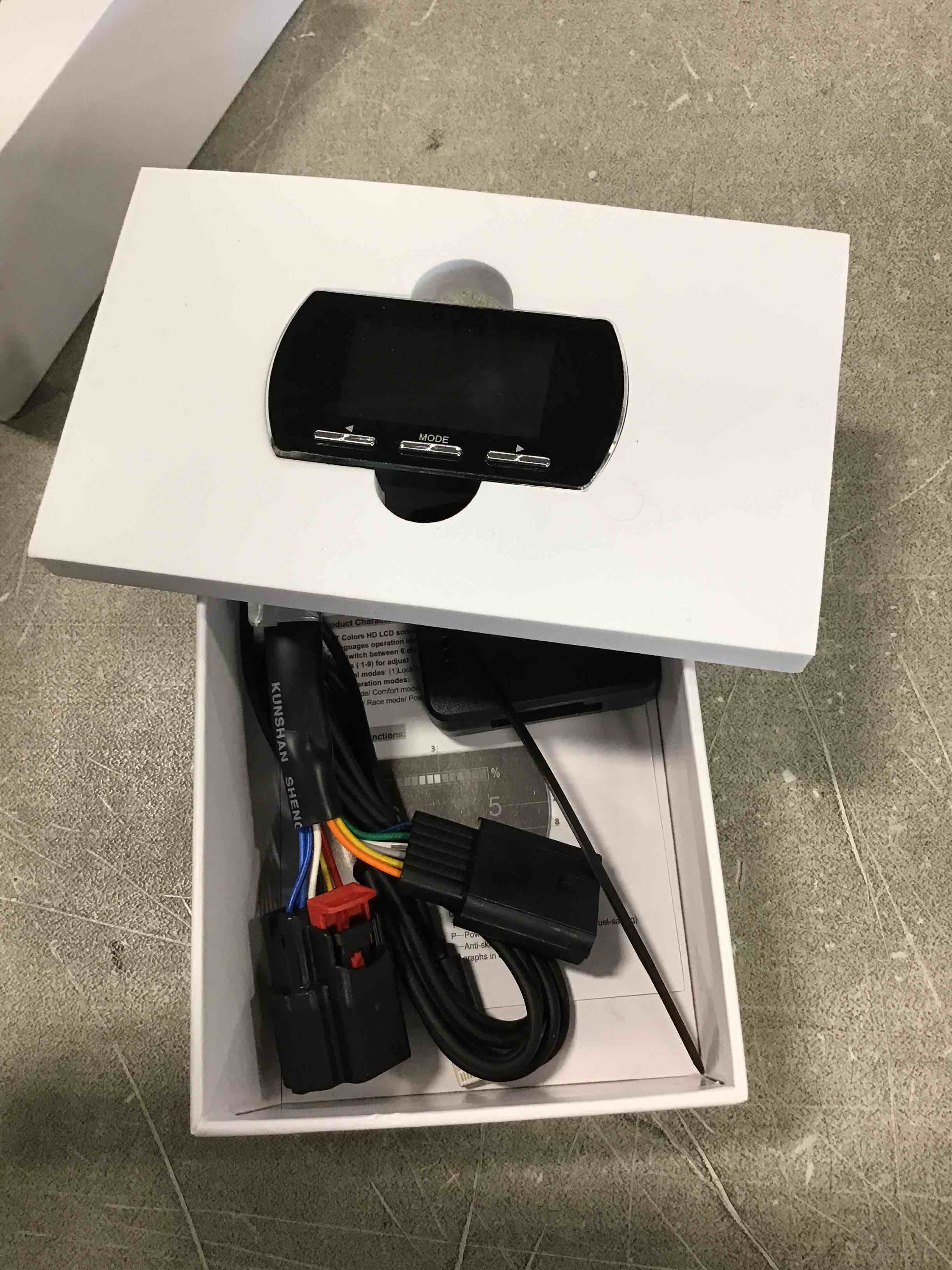 https://s3.amazonaws.com/lotting-images-prod/bidfta/ORG6189256_1714669374172.jpeg