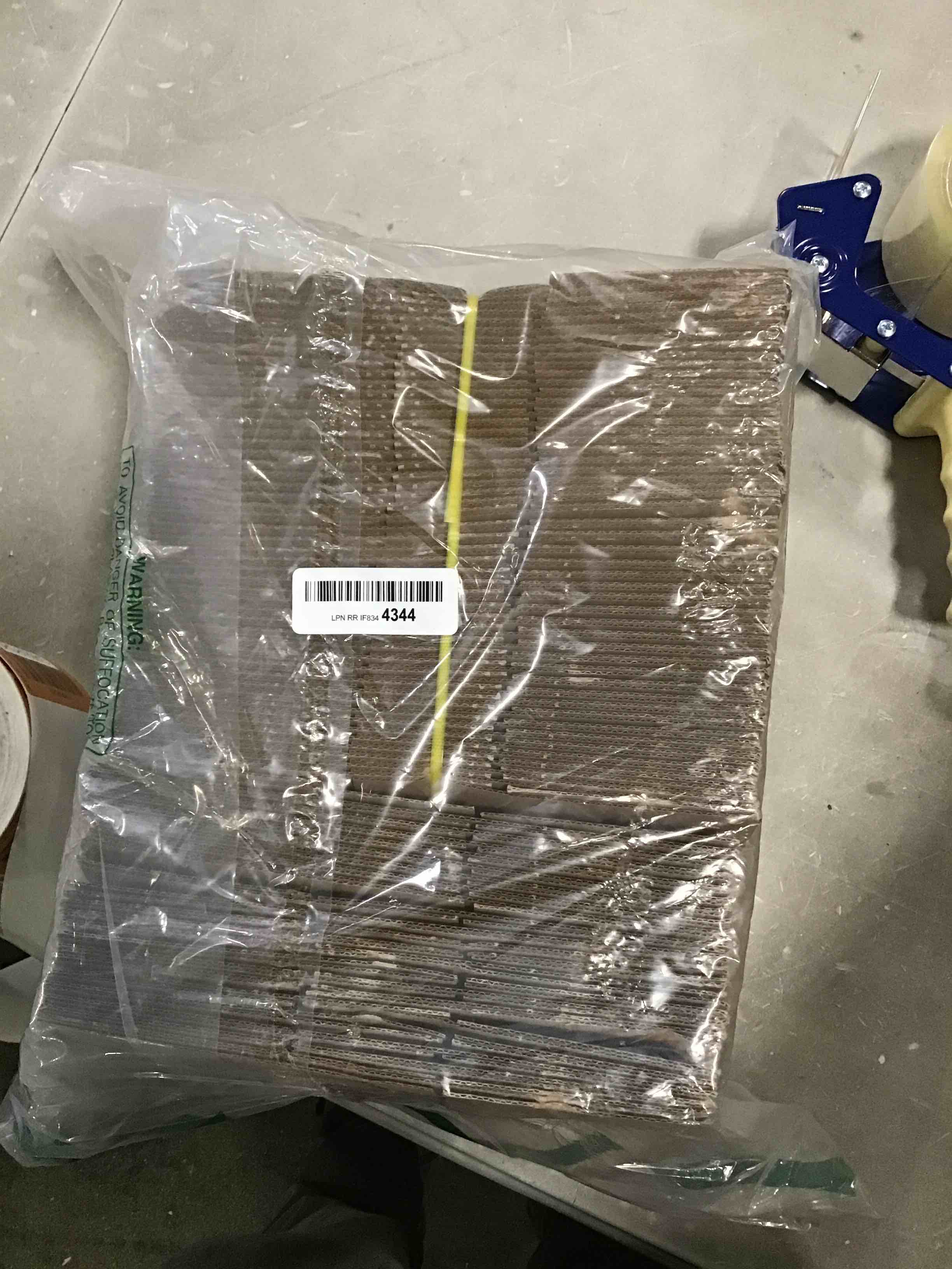 https://s3.amazonaws.com/lotting-images-prod/bidfta/ORG6189813_1713893207406.jpeg